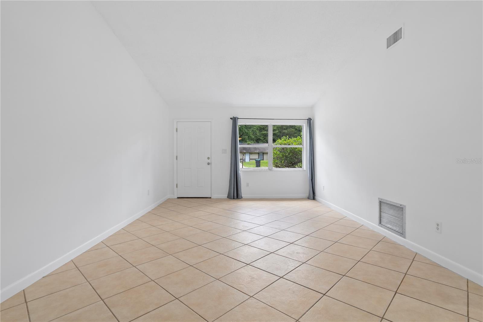 1921 BONNEVILLE DR, ORLANDO, FL — photo 9