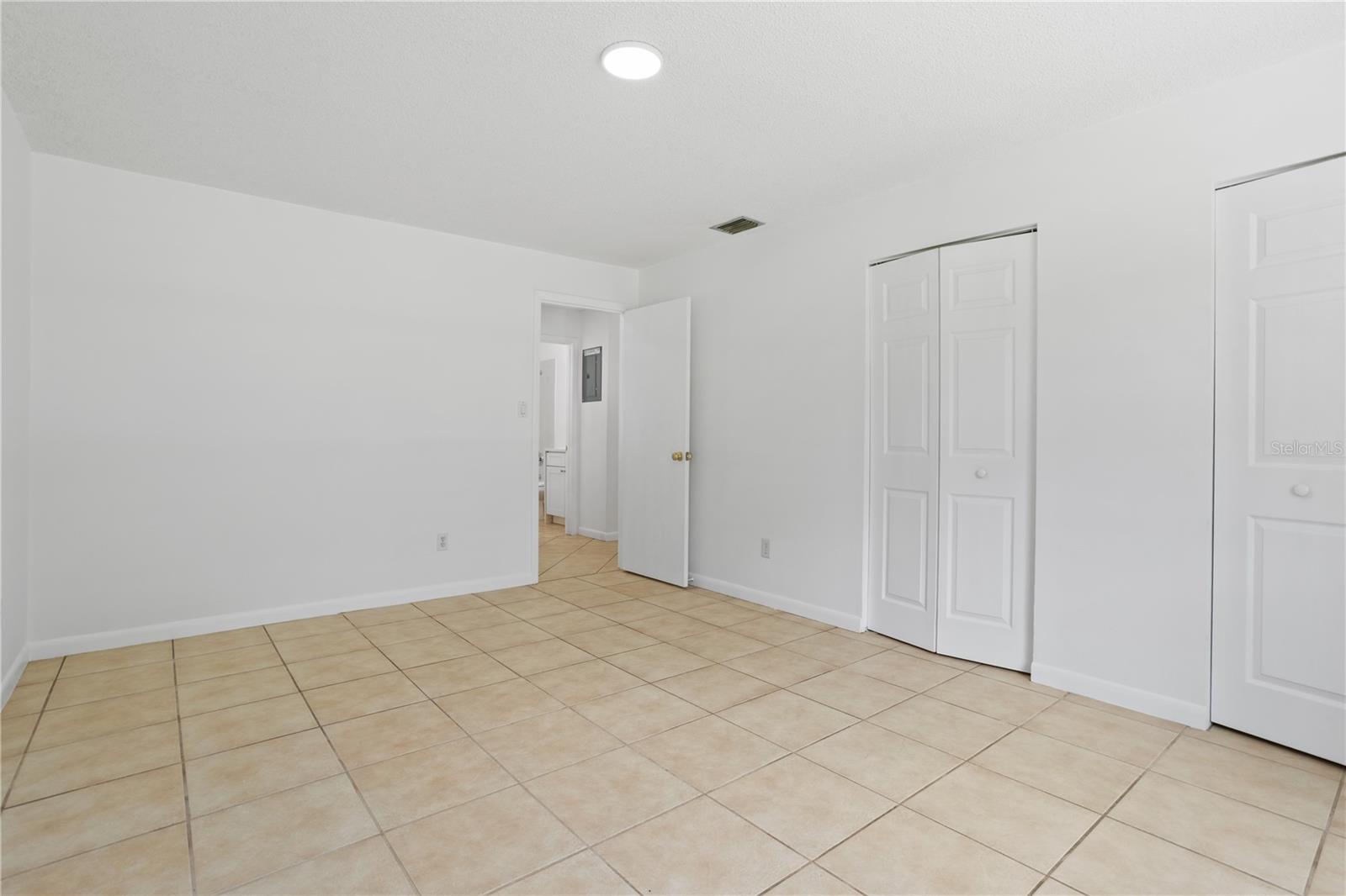 1921 BONNEVILLE DR, ORLANDO, FL — photo 11