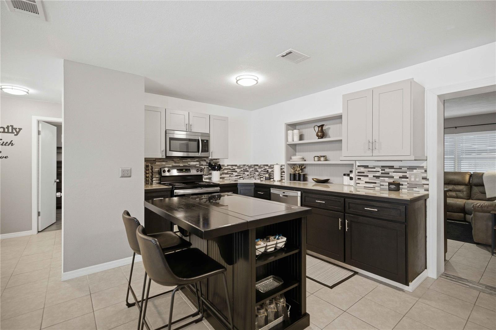 221 E INVERNESS BLVD, INVERNESS, FL — photo 19