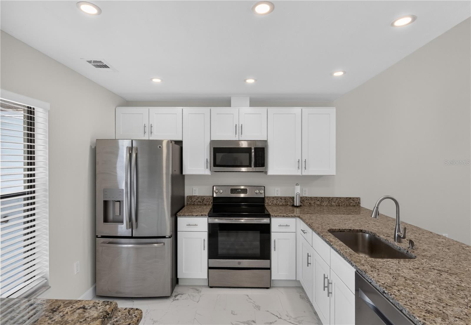 428 40TH CT W, PALMETTO, FL — photo 4