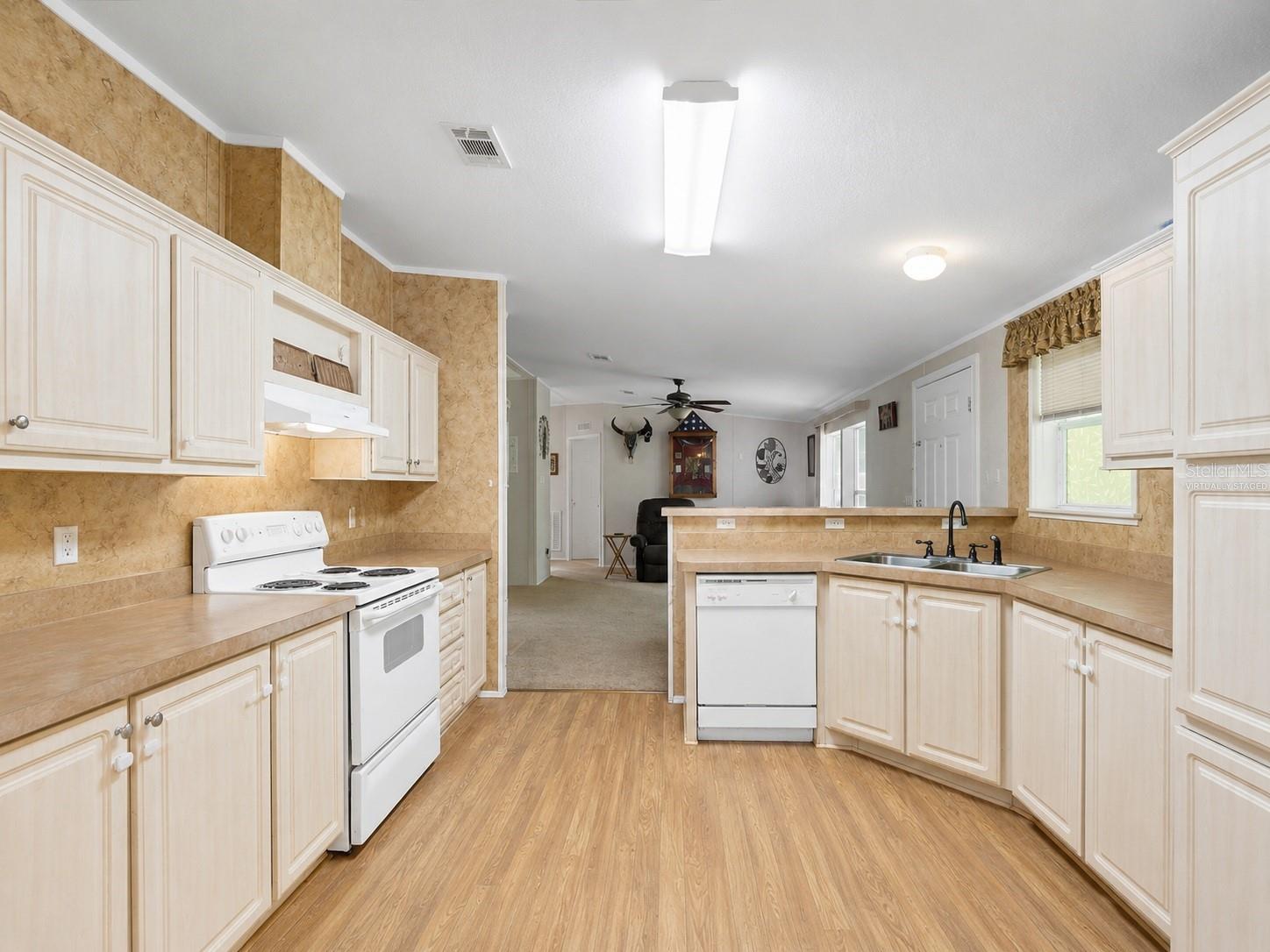 6548 LAKE IRENE DR, LAND O LAKES, FL — photo 8