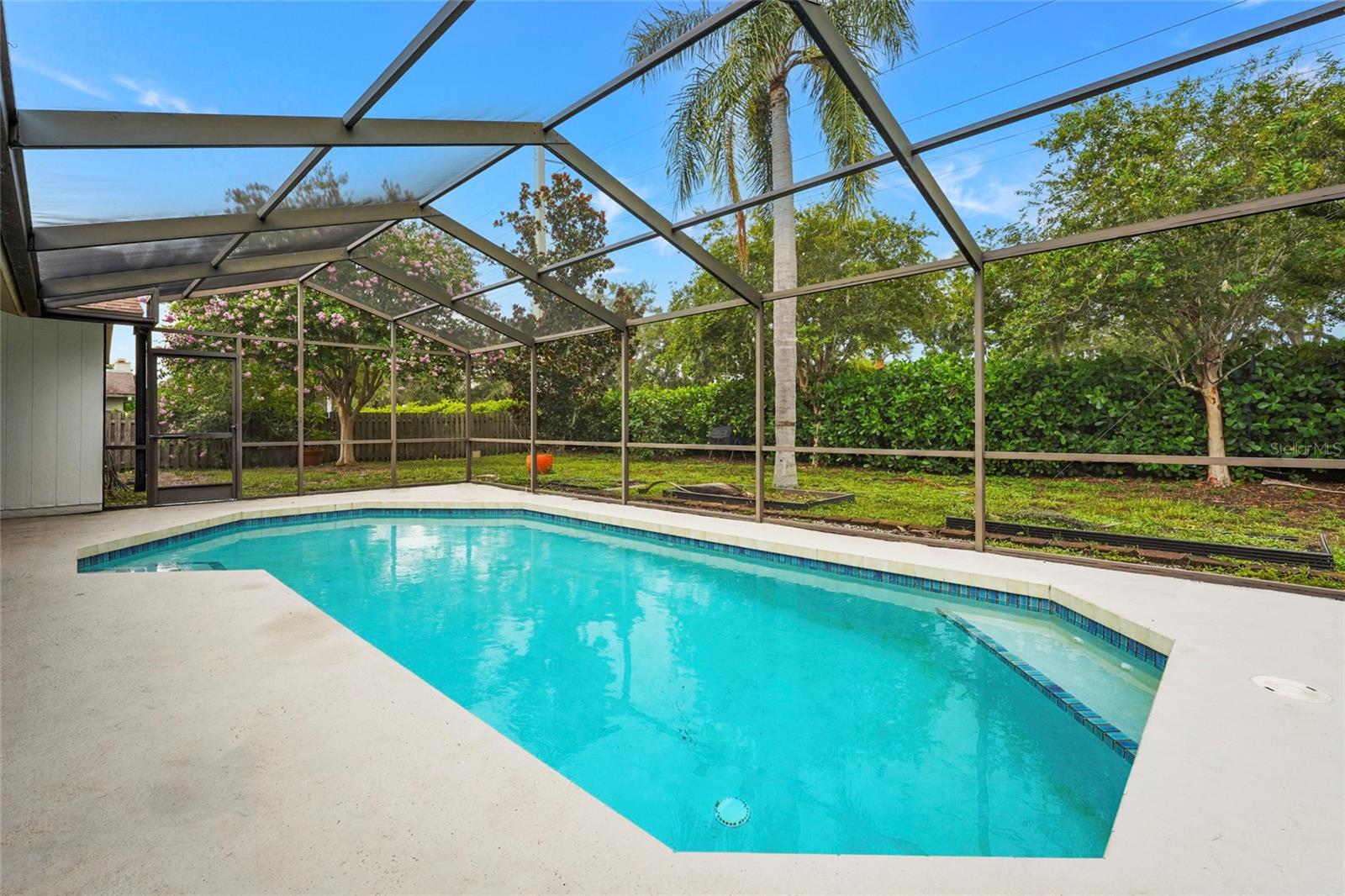 4407 DIAMOND CIR N, SARASOTA, FL — photo 3
