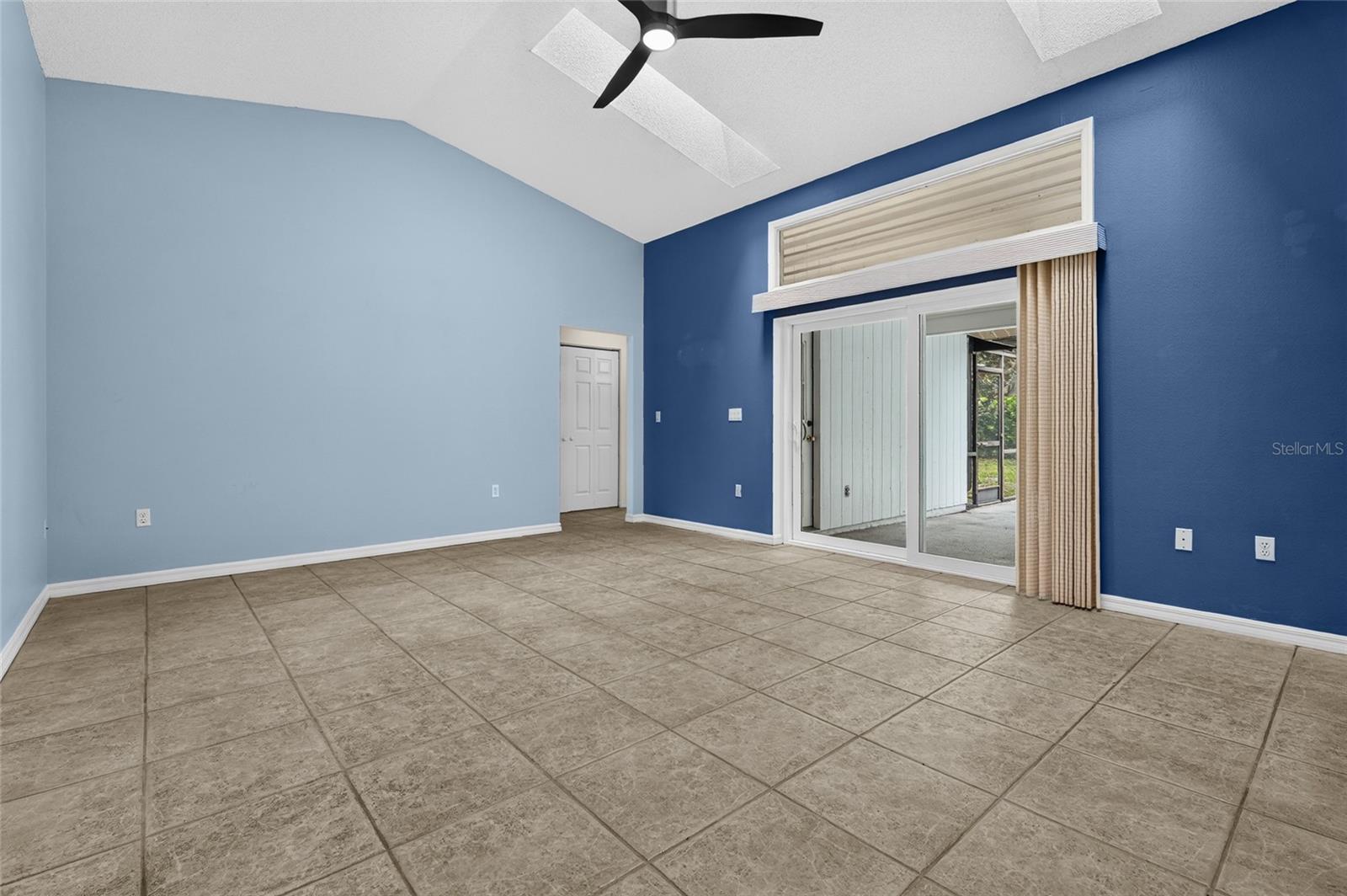 4407 DIAMOND CIR N, SARASOTA, FL — photo 20