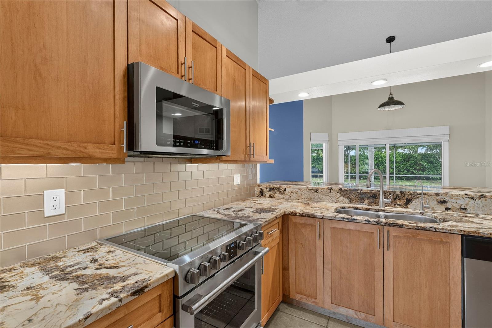4407 DIAMOND CIR N, SARASOTA, FL — photo 28