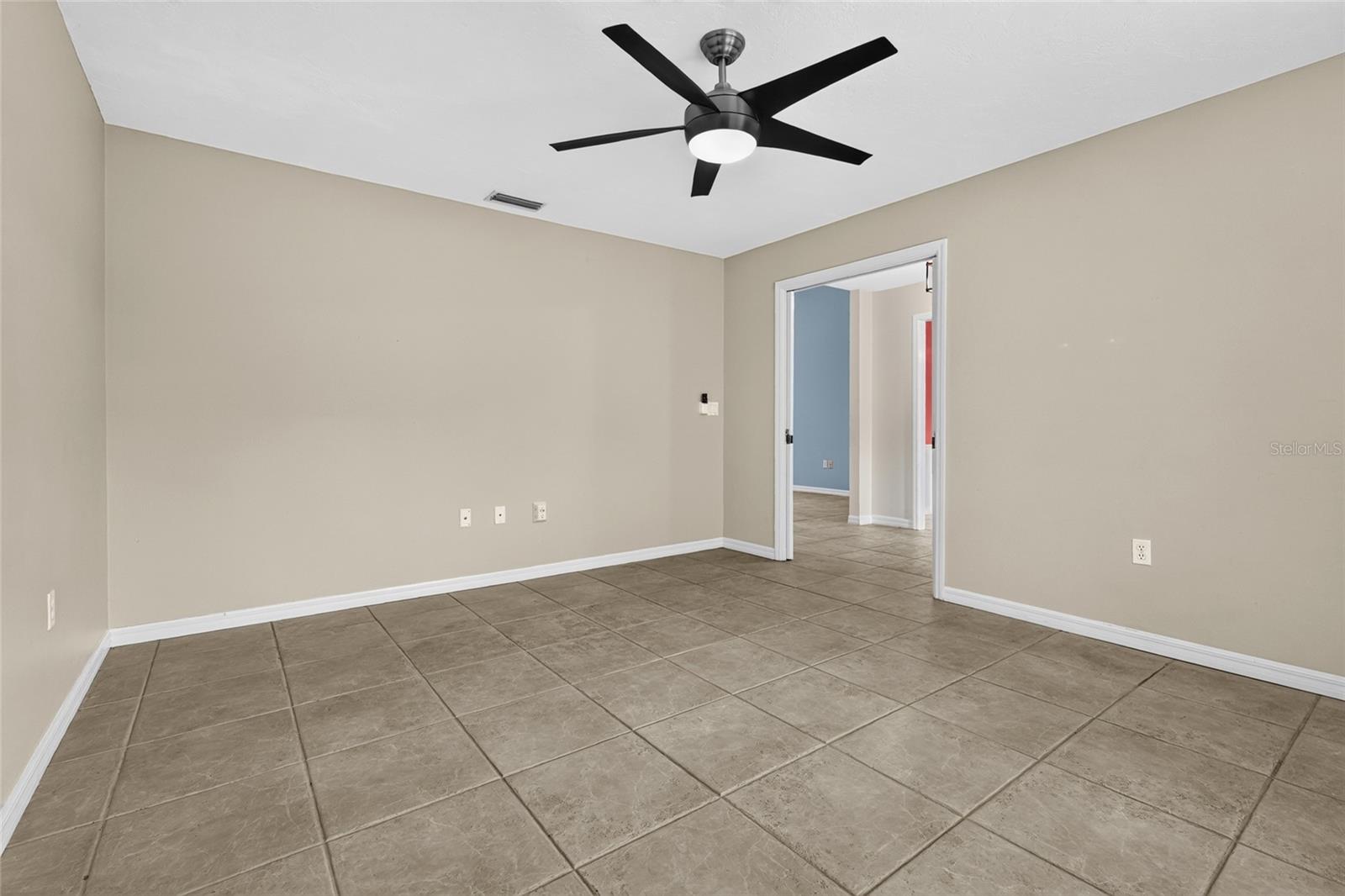 4407 DIAMOND CIR N, SARASOTA, FL — photo 40