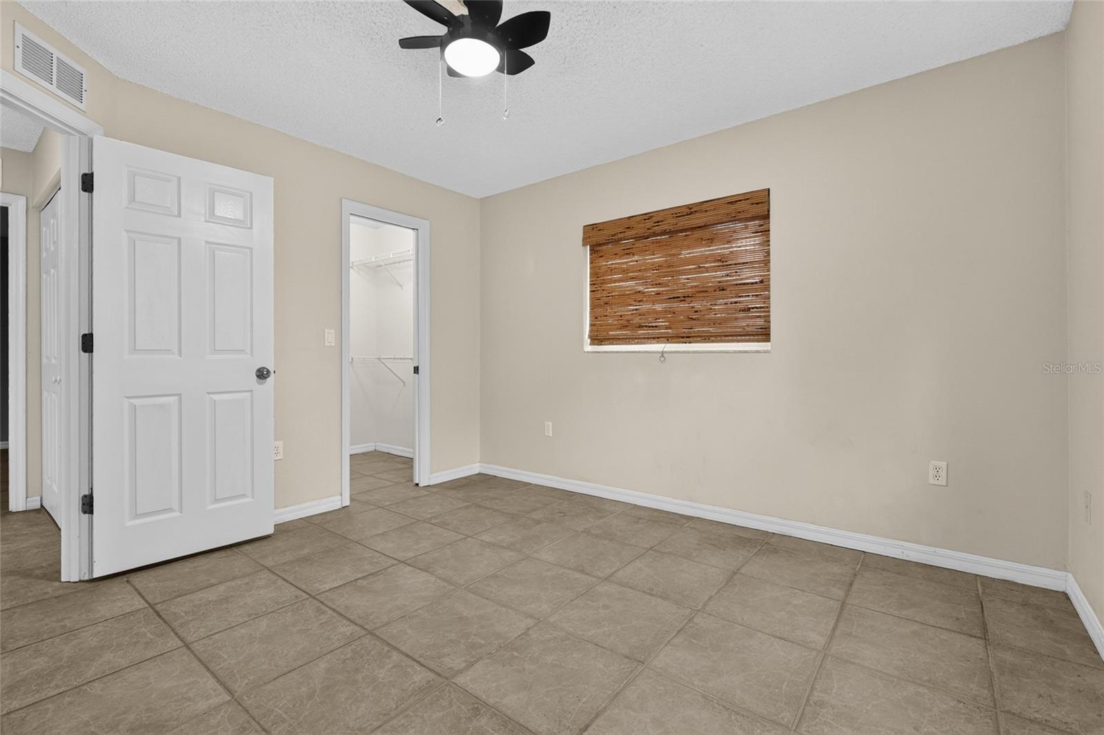 4407 DIAMOND CIR N, SARASOTA, FL — photo 42