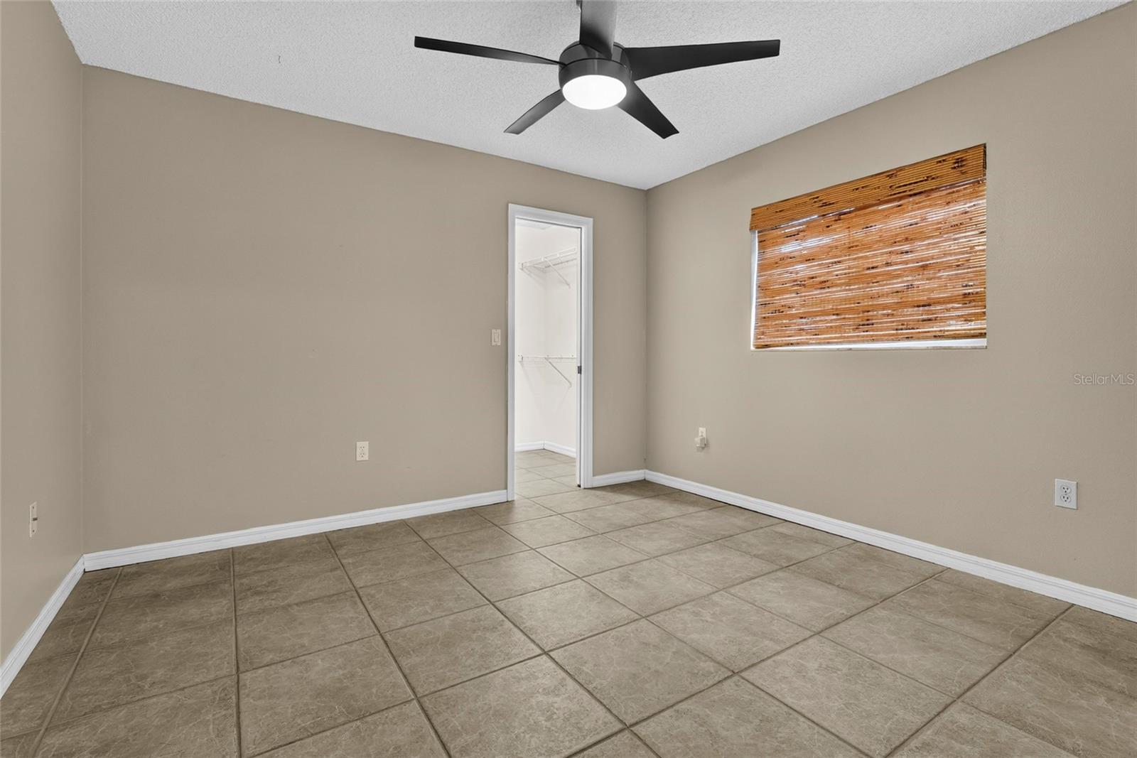 4407 DIAMOND CIR N, SARASOTA, FL — photo 46