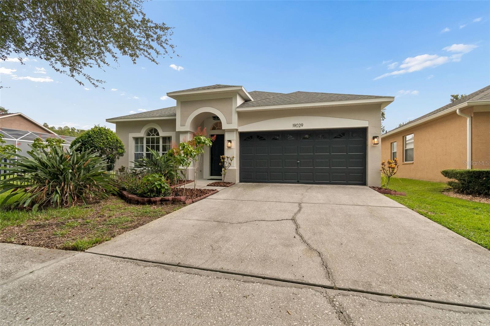 19029 CHEMILLE DR, LUTZ, FL — photo 2