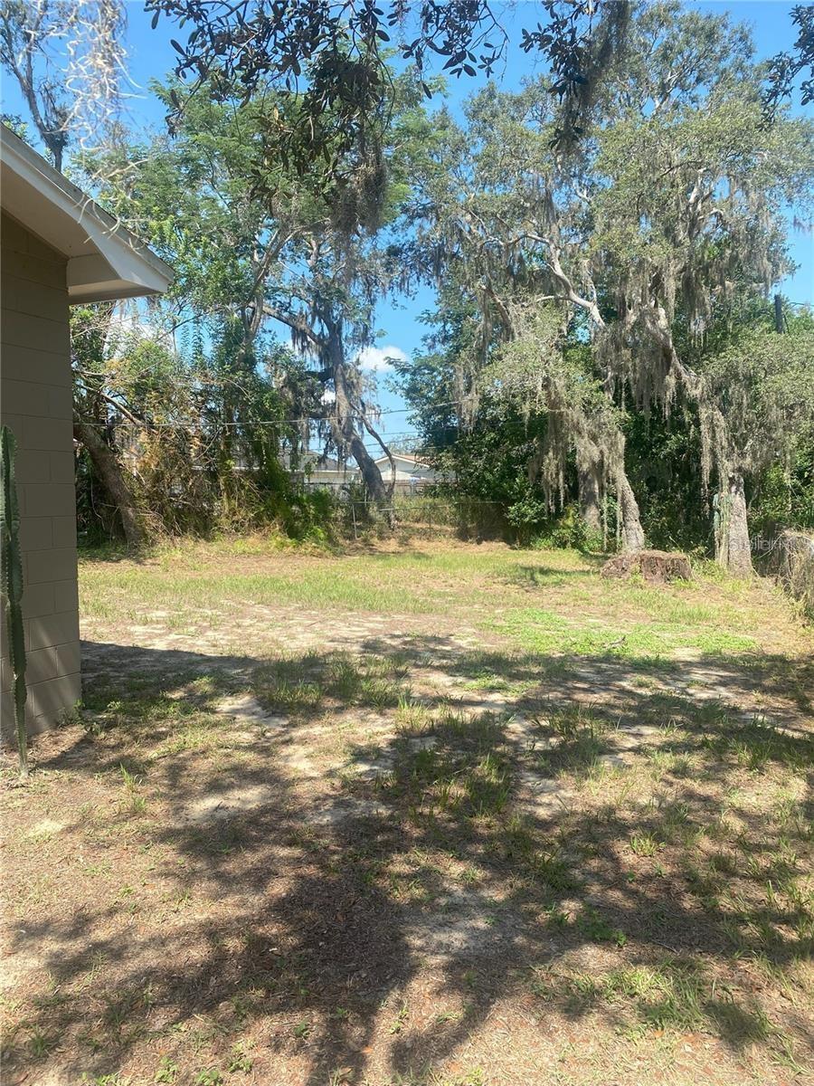 1815 WARFIELD PL, SEBRING, FL — photo 13