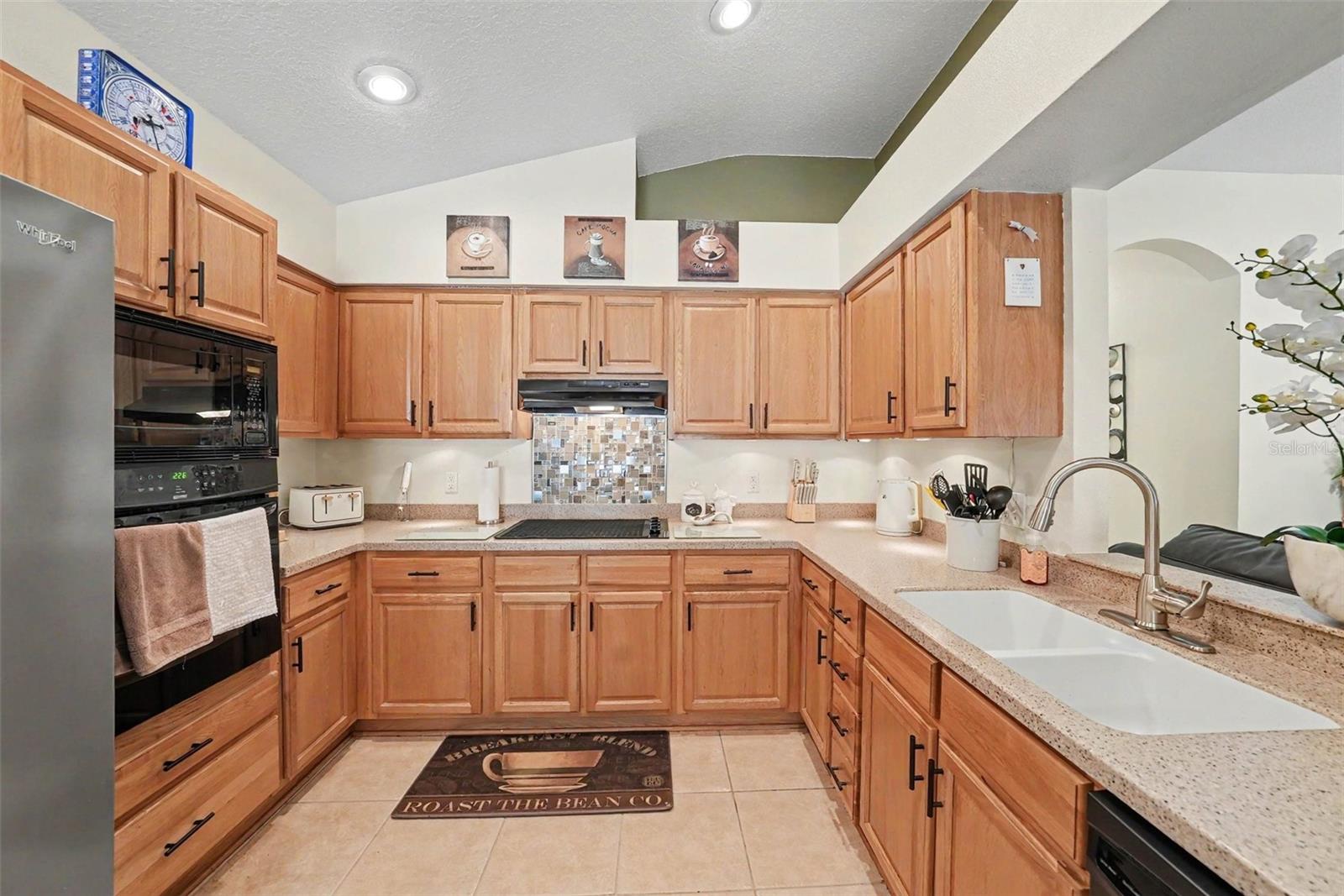 12337 ROSE HAVEN BLVD, NEW PORT RICHEY, FL — photo 17