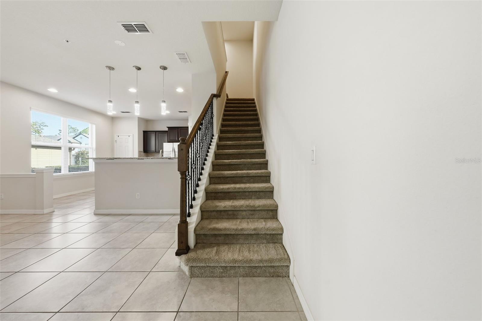 1096 PAVIA DR, APOPKA, FL — photo 8