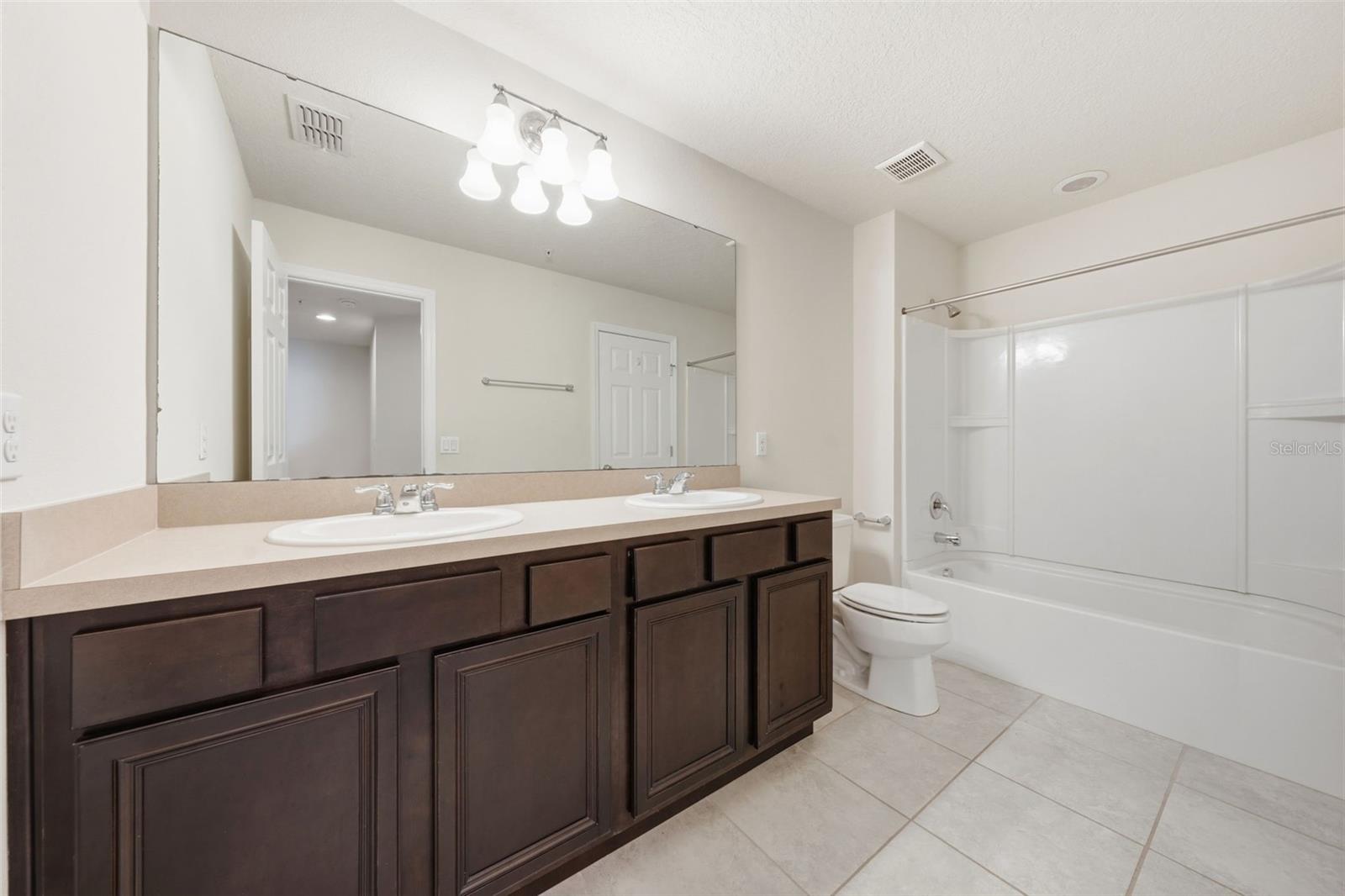 1096 PAVIA DR, APOPKA, FL — photo 11