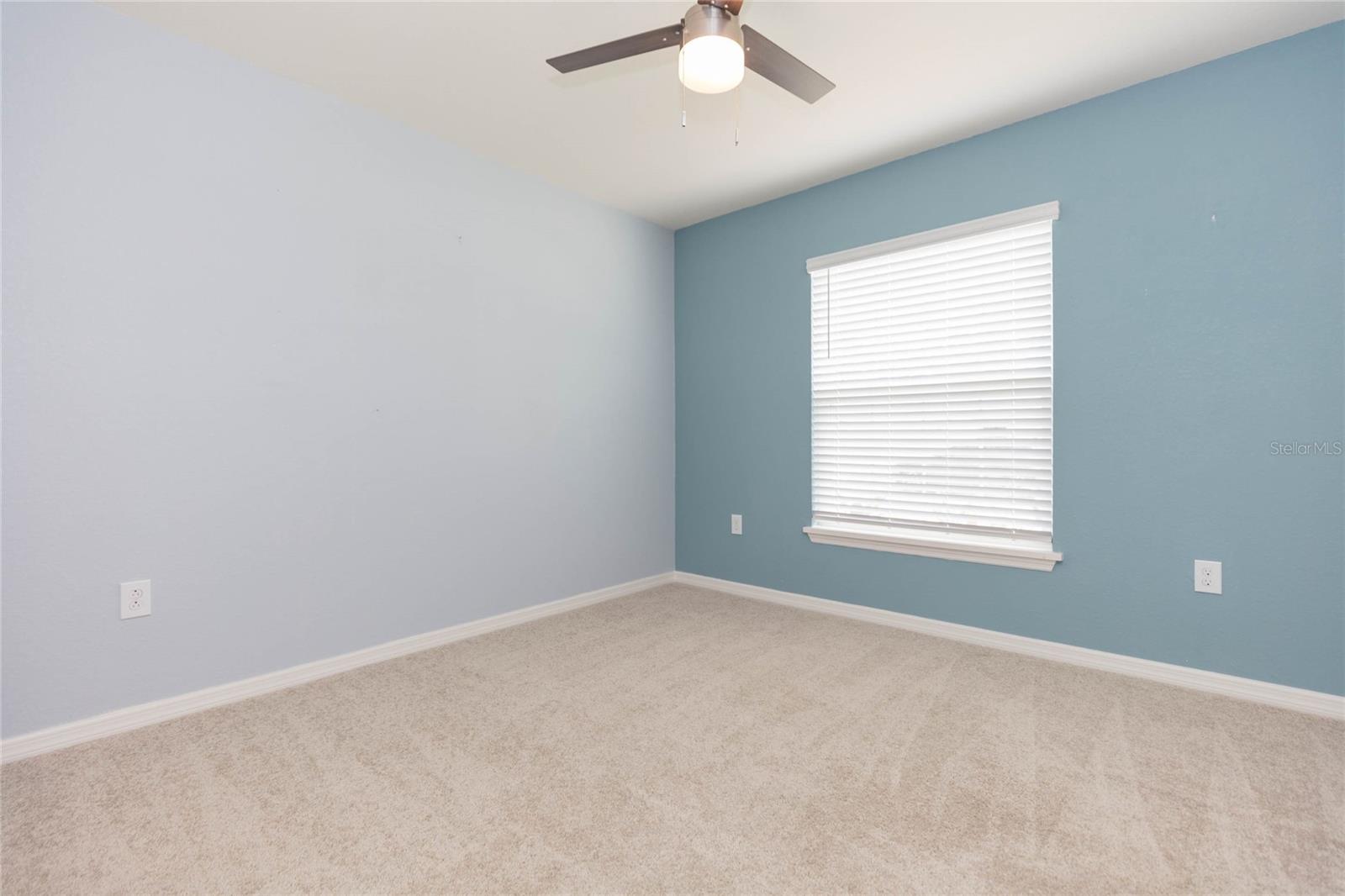 35171 CRESCENT CREEK DR, ZEPHYRHILLS, FL — photo 17