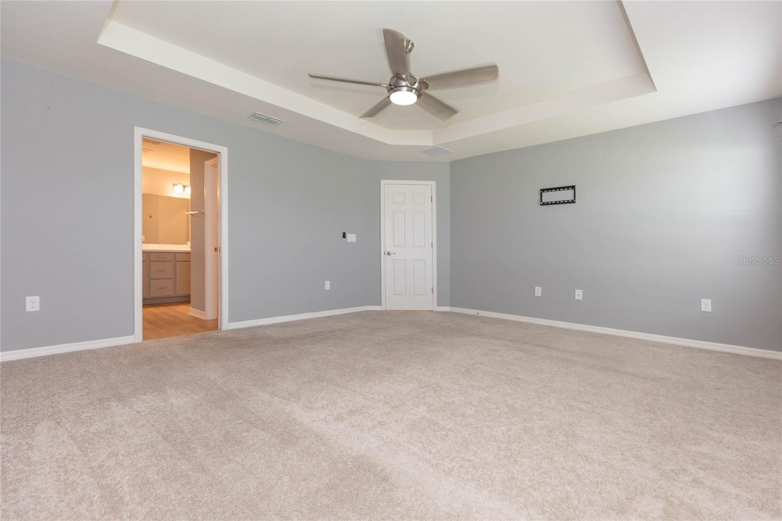 35171 CRESCENT CREEK DR, ZEPHYRHILLS, FL — photo 25