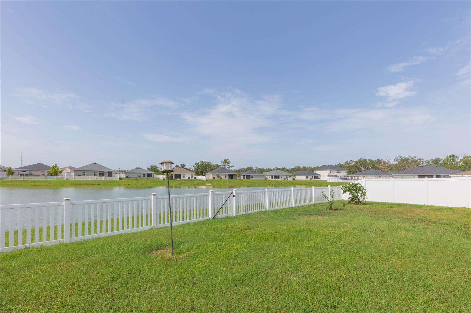 35171 CRESCENT CREEK DR, ZEPHYRHILLS, FL — photo 38