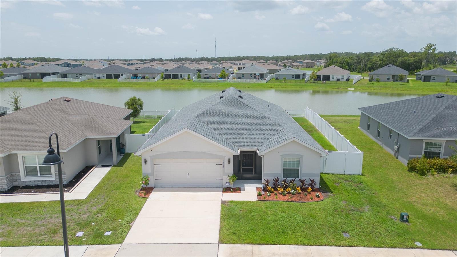 35171 CRESCENT CREEK DR, ZEPHYRHILLS, FL — photo 42