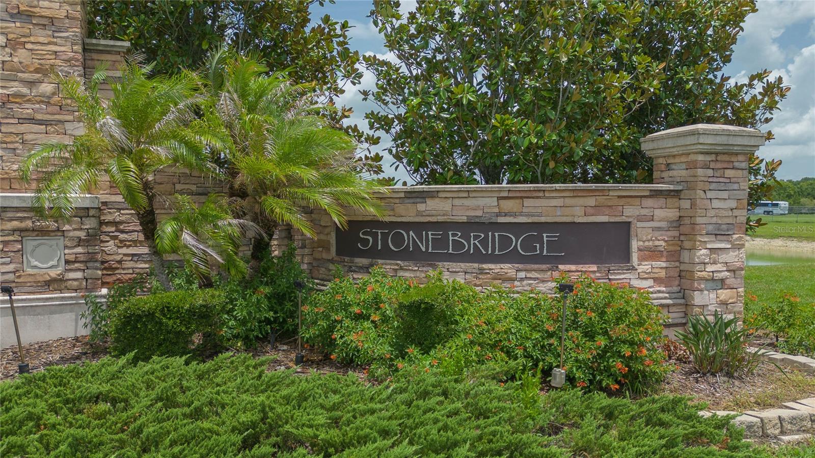 35171 CRESCENT CREEK DR, ZEPHYRHILLS, FL — photo 61