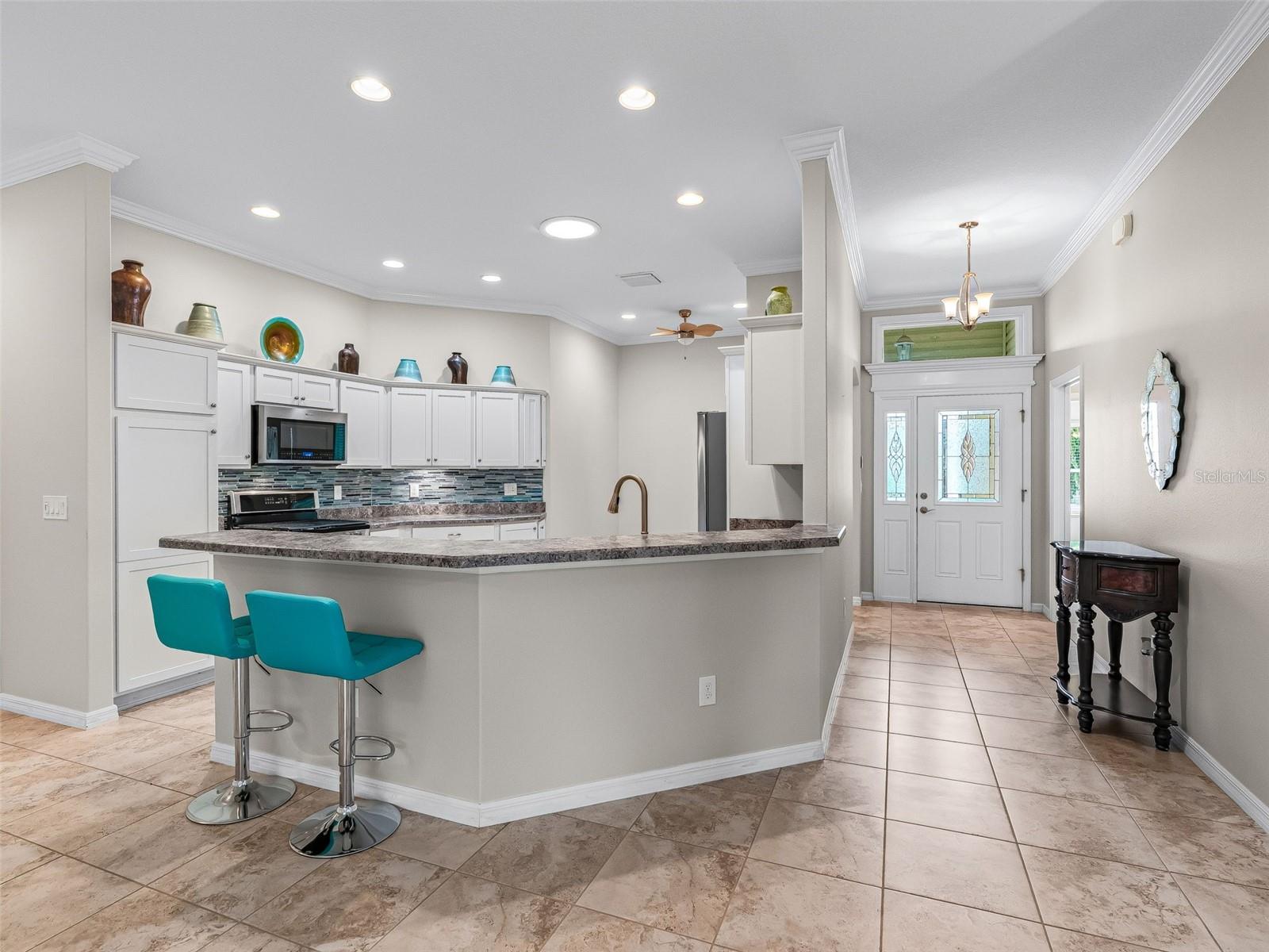 2716 LYALL LOOP, THE VILLAGES, FL — photo 12