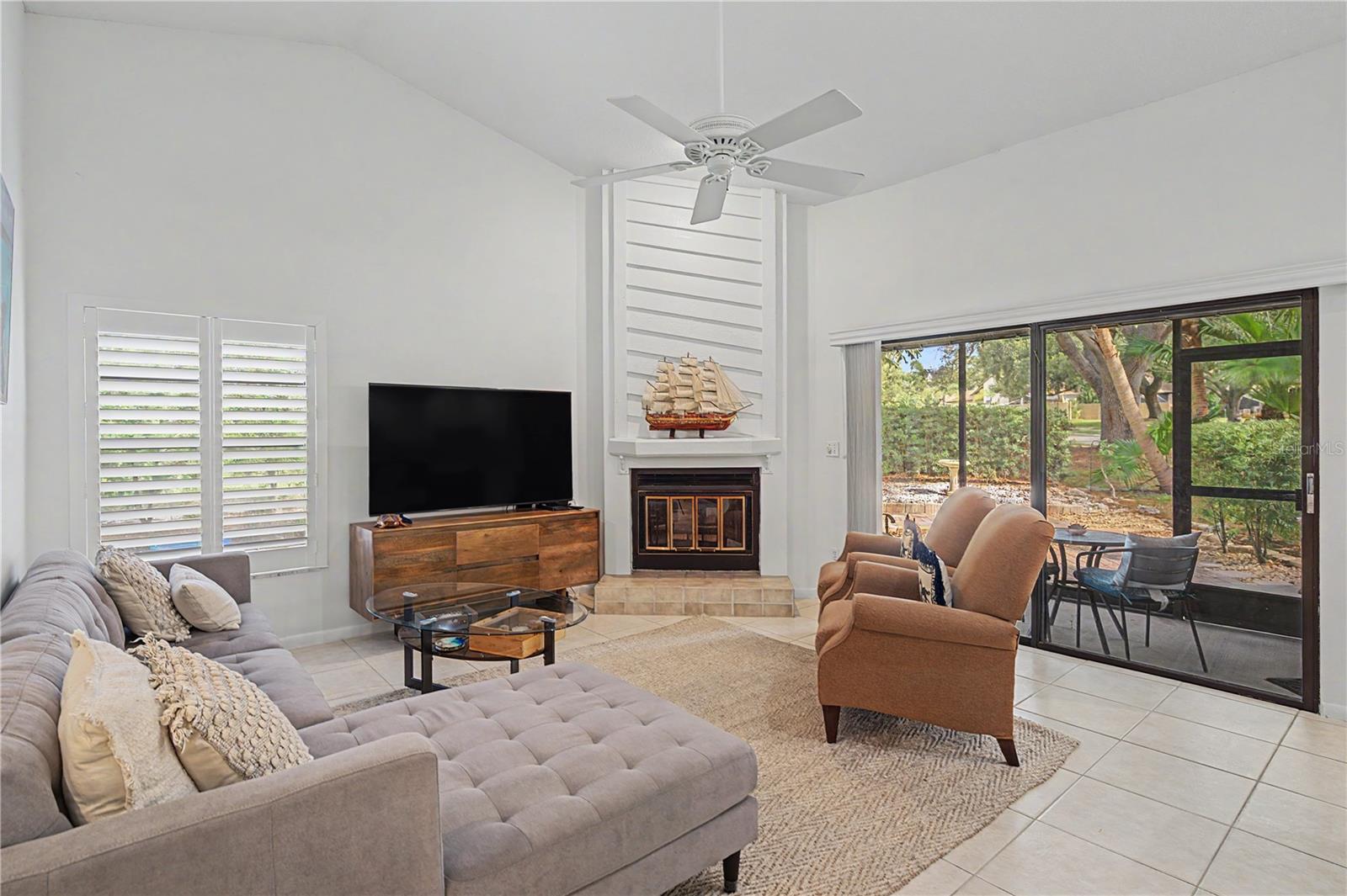 207 LIGHTHOUSE CT, SAFETY HARBOR, FL — photo 9