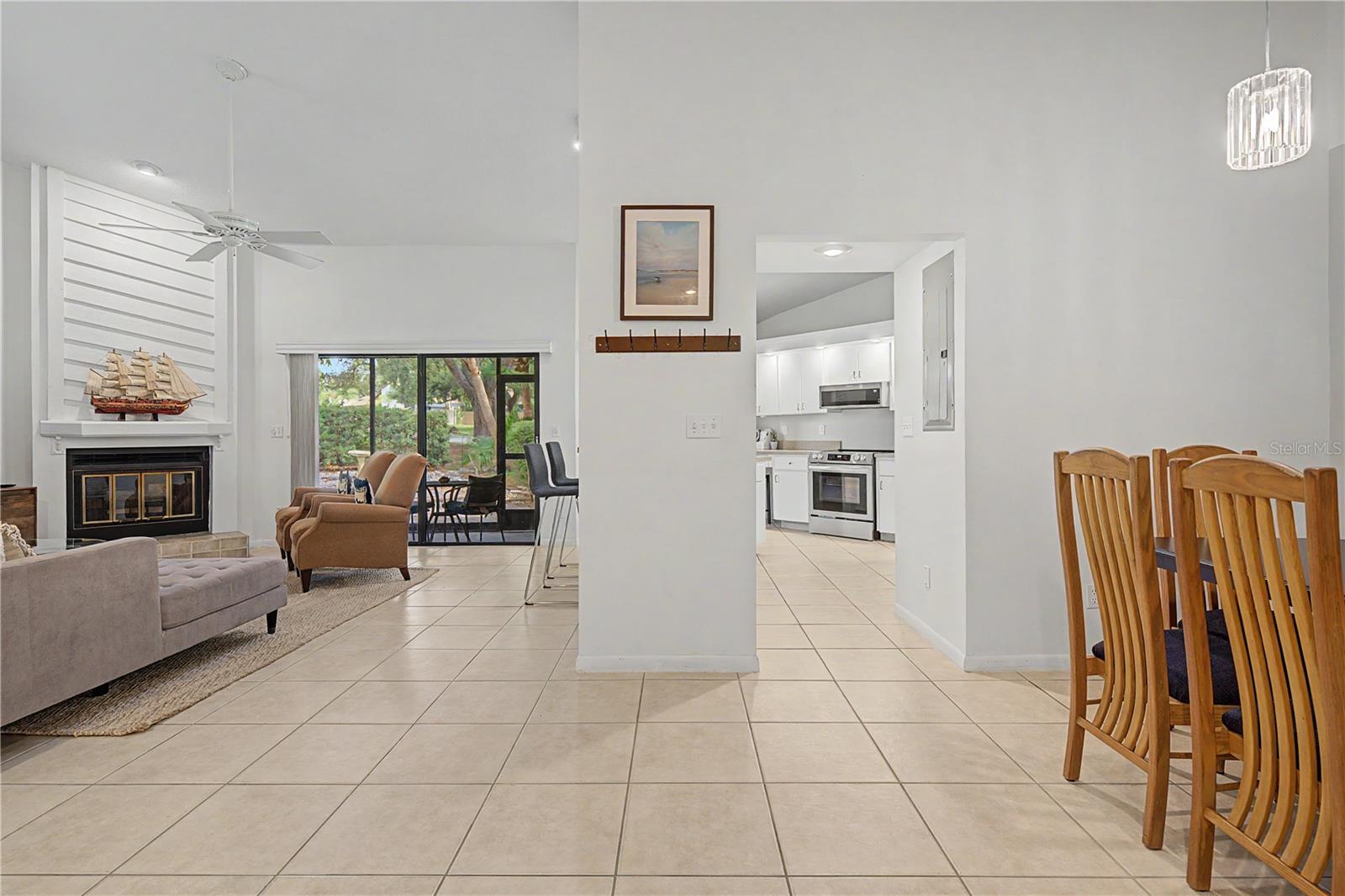 207 LIGHTHOUSE CT, SAFETY HARBOR, FL — photo 17