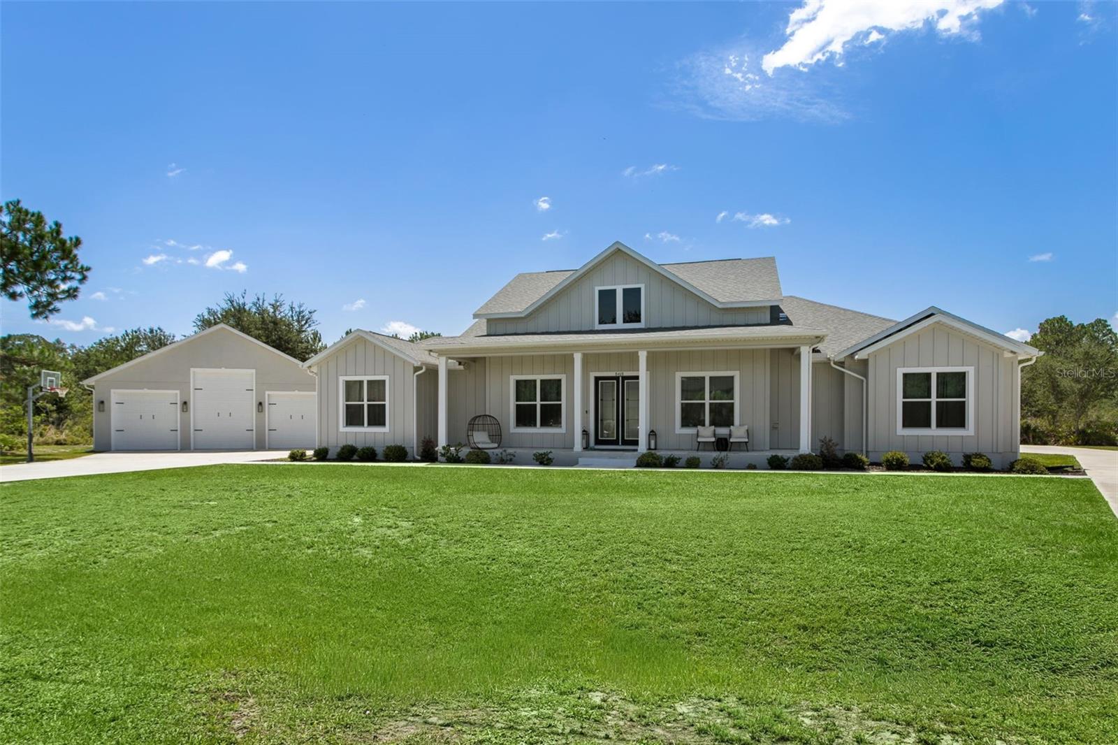 8408 WOODLEAF BLVD, WESLEY CHAPEL, FL