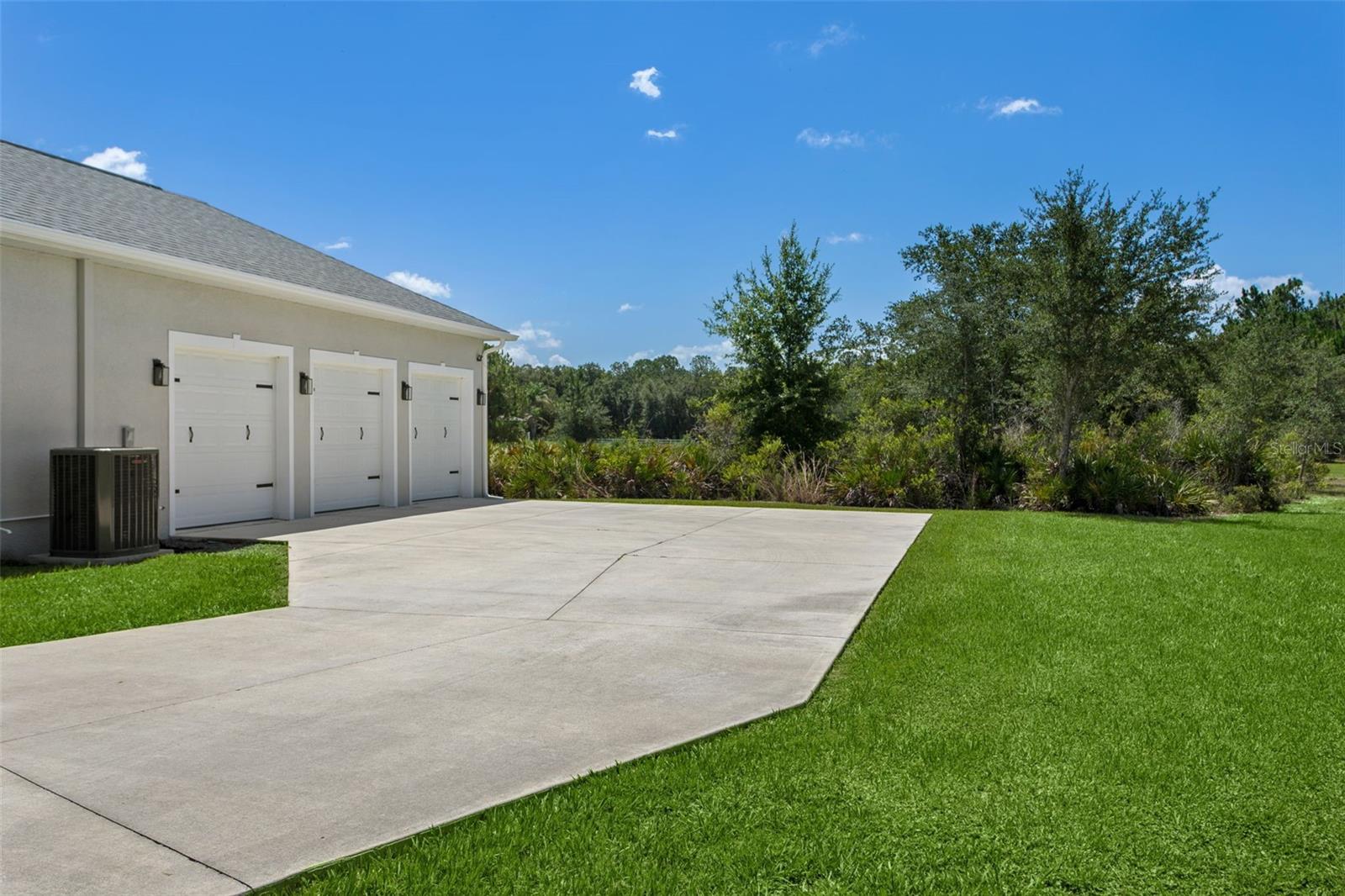 8408 WOODLEAF BLVD, WESLEY CHAPEL, FL — photo 45