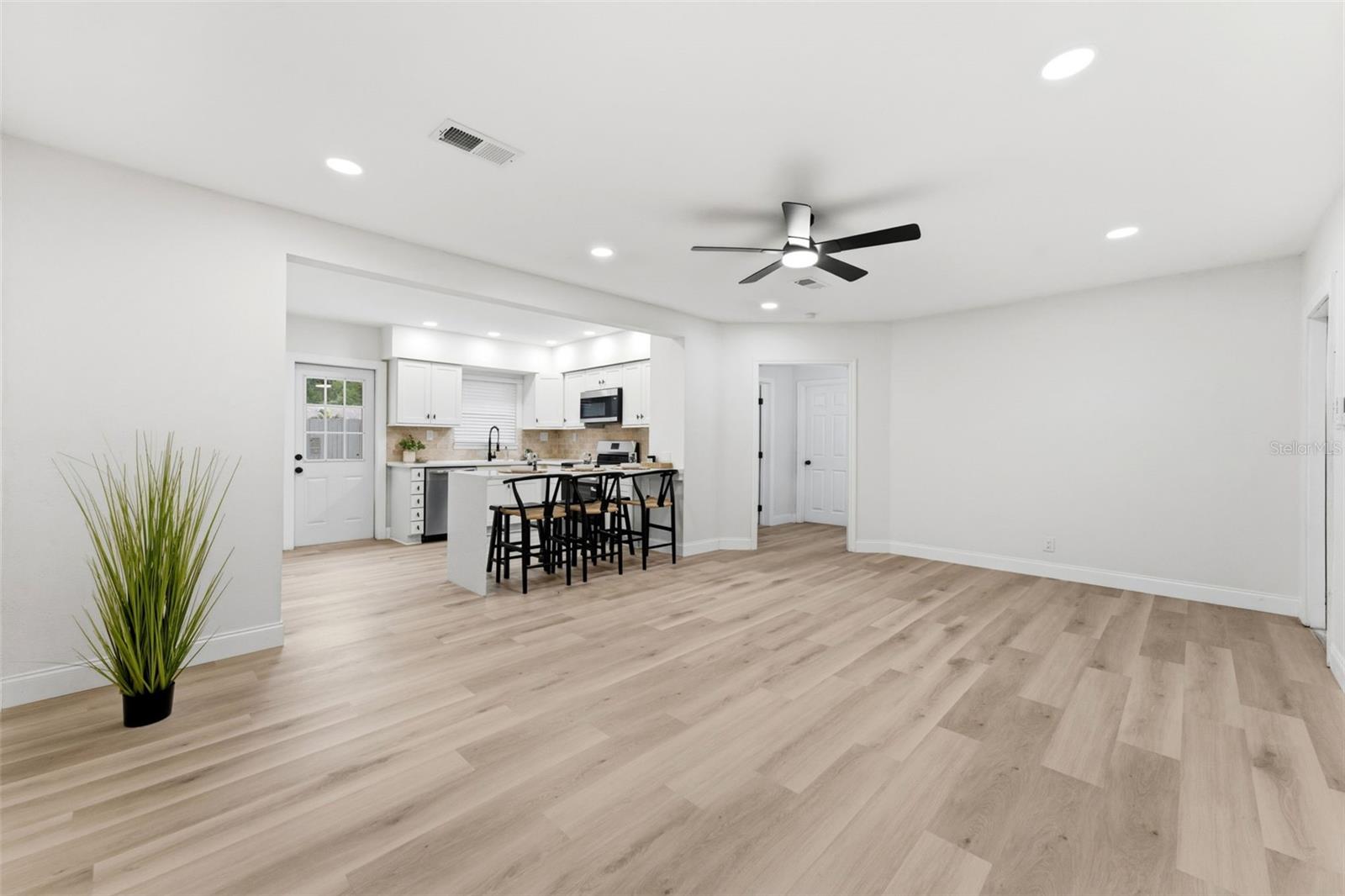 264 14TH ST NW, LARGO, FL — photo 7