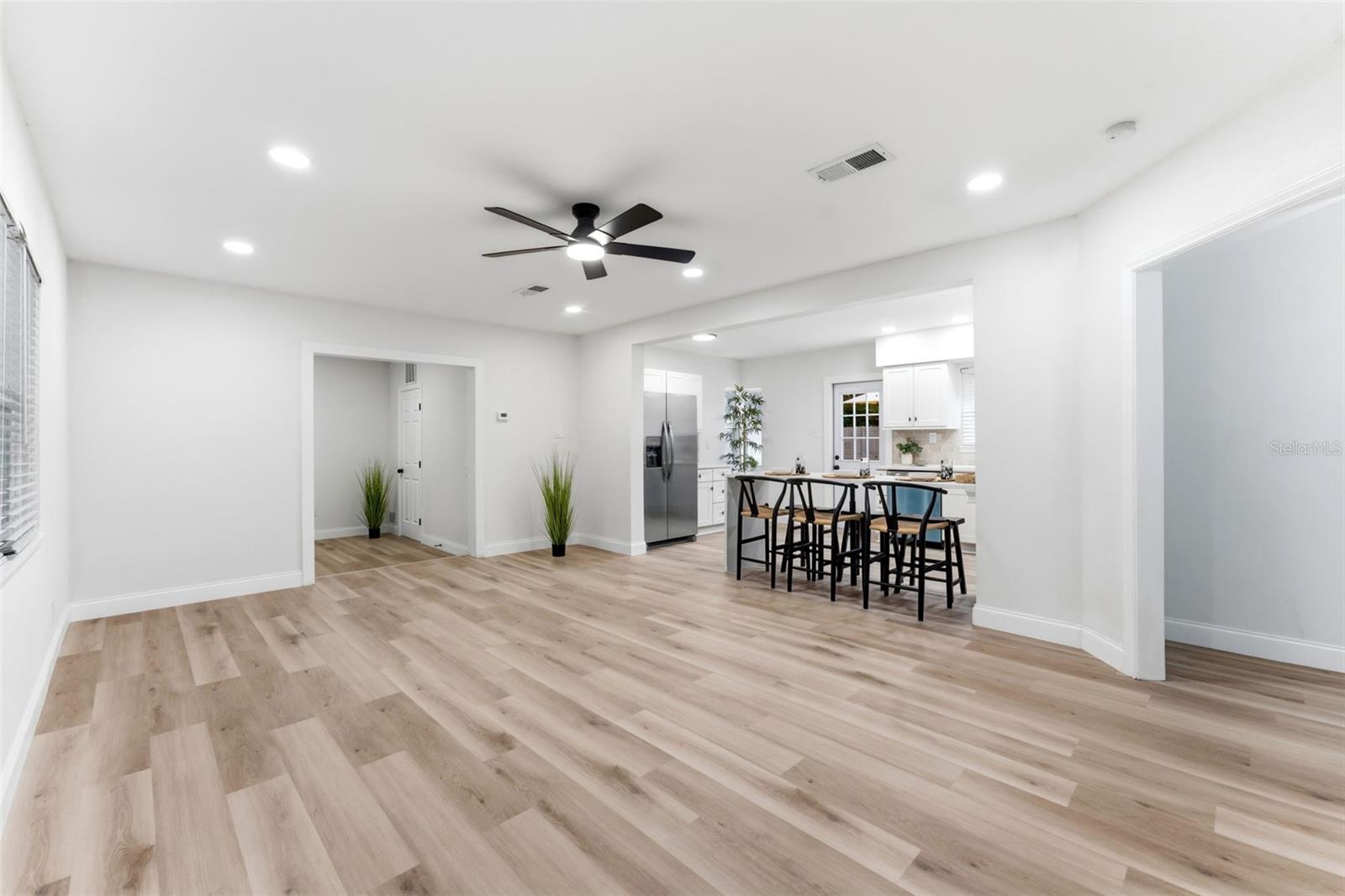 264 14TH ST NW, LARGO, FL — photo 8