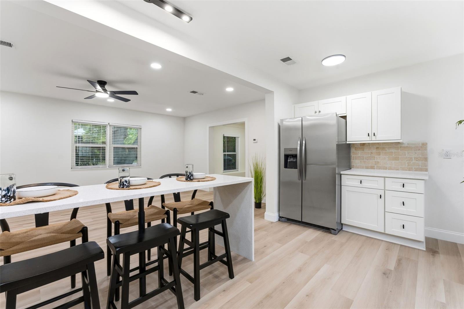 264 14TH ST NW, LARGO, FL — photo 9