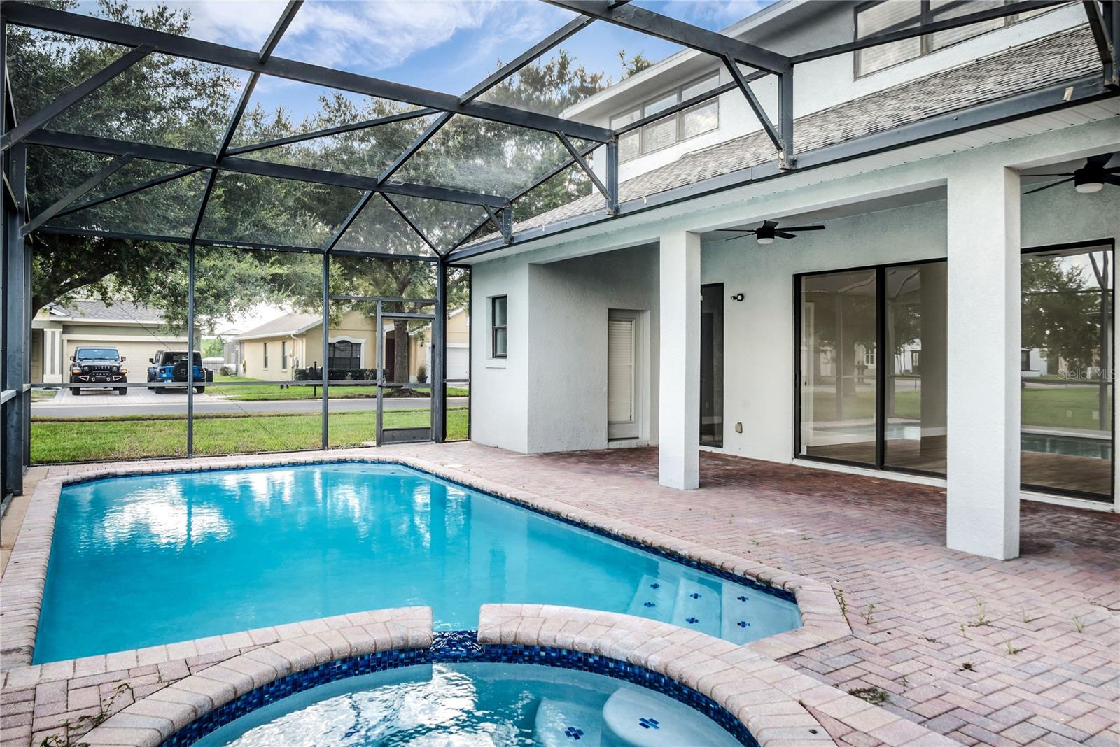 563 LAKE DAVENPORT CIR, DAVENPORT, FL — photo 4