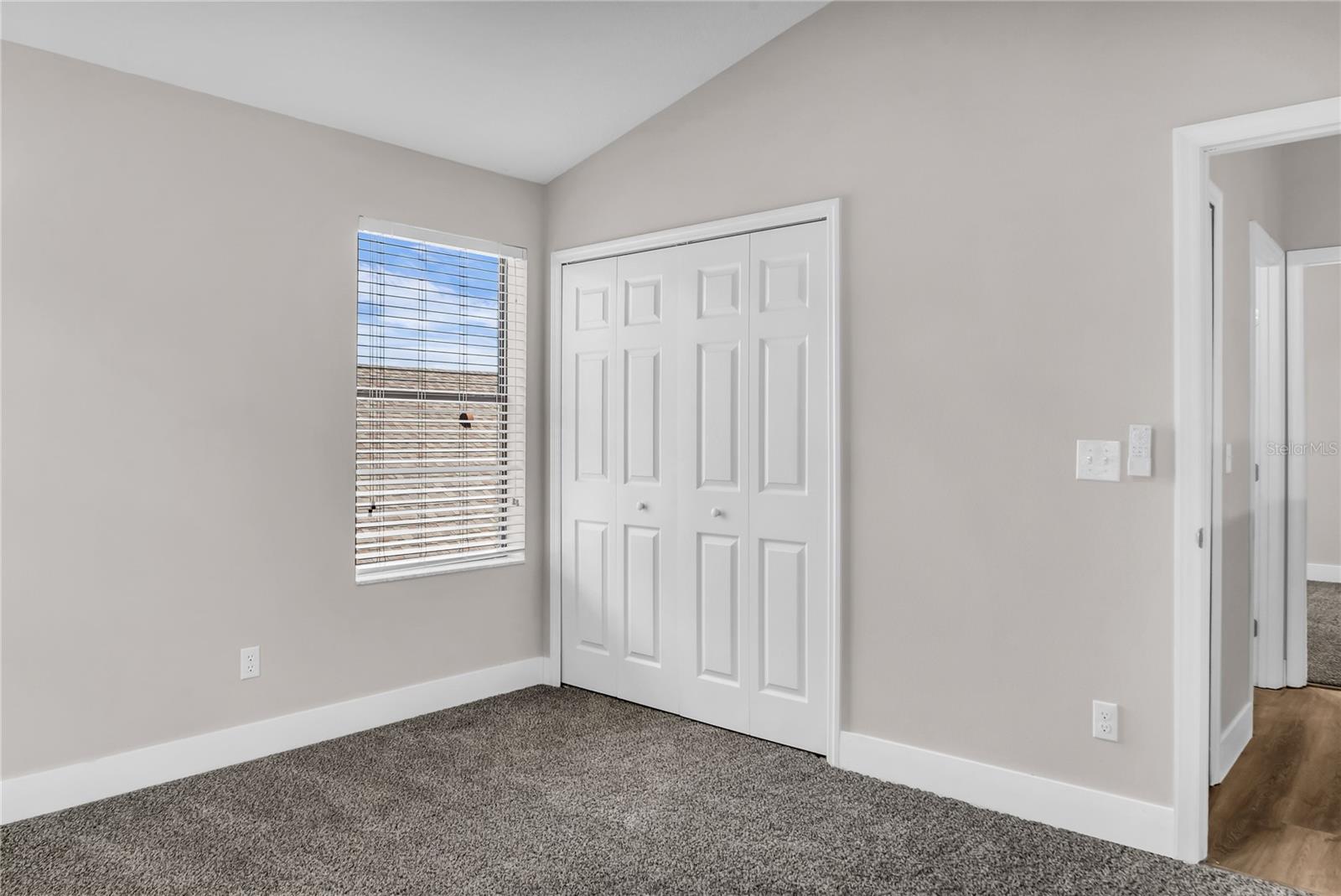 563 LAKE DAVENPORT CIR, DAVENPORT, FL — photo 32