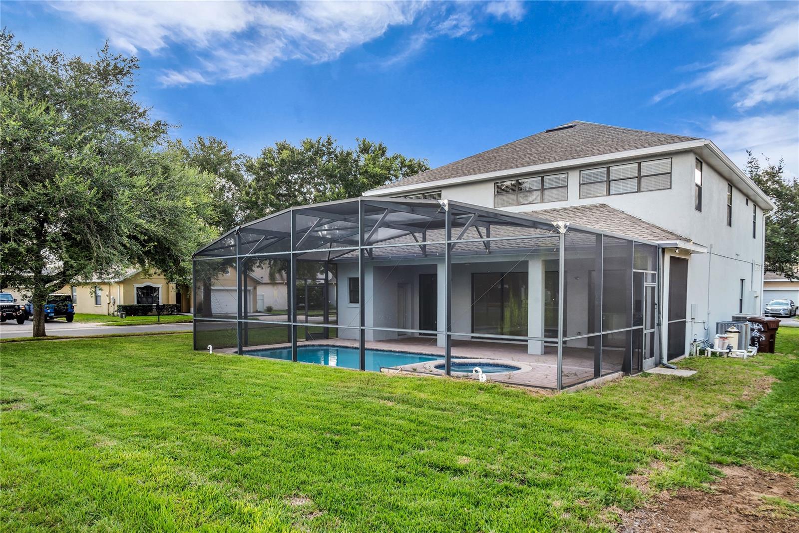 563 LAKE DAVENPORT CIR, DAVENPORT, FL — photo 42