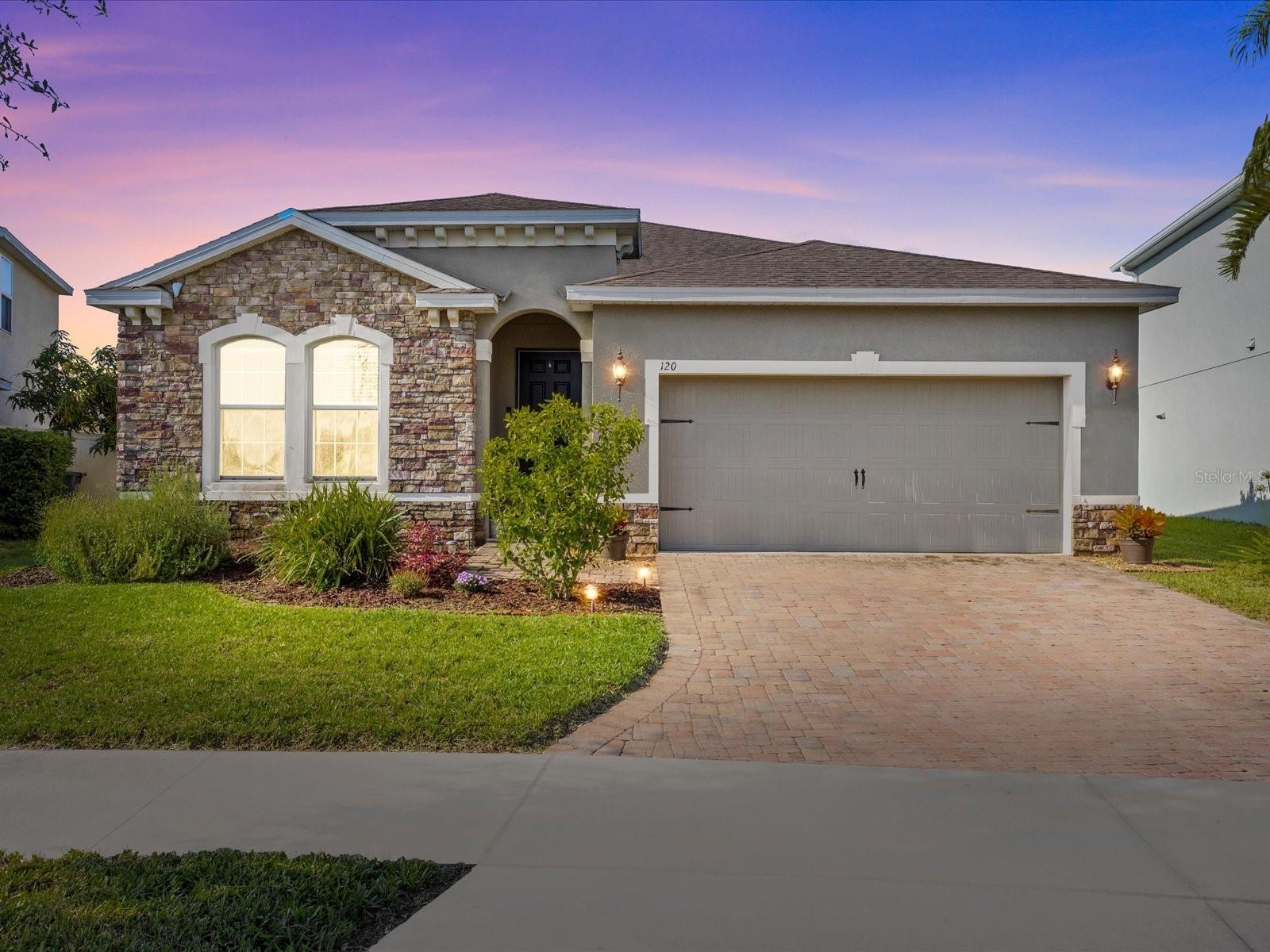 120 WHIRLAWAY DR, DAVENPORT, FL