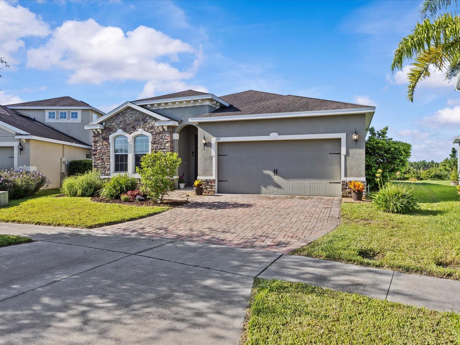120 WHIRLAWAY DR, DAVENPORT, FL — photo 2