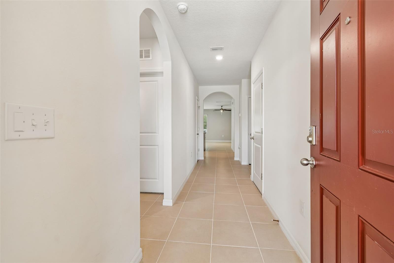 11910 LITTLE VIOLET CIR, RIVERVIEW, FL — photo 5