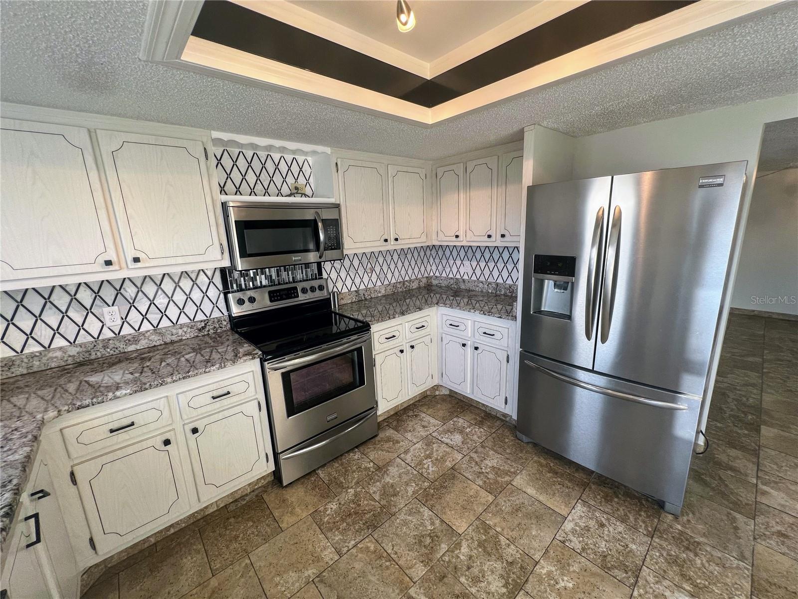 9 HAIG PL #101, DUNEDIN, FL — photo 4