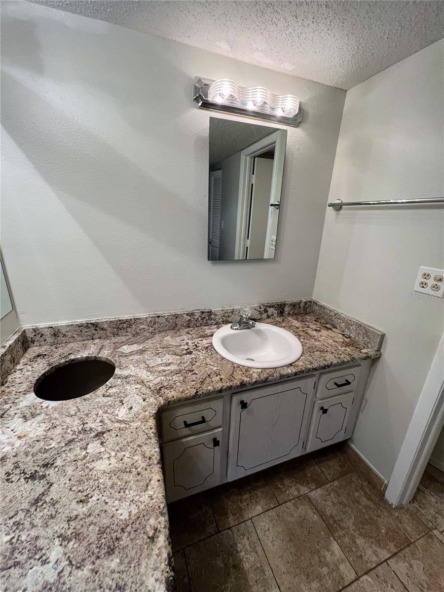 9 HAIG PL #101, DUNEDIN, FL — photo 14