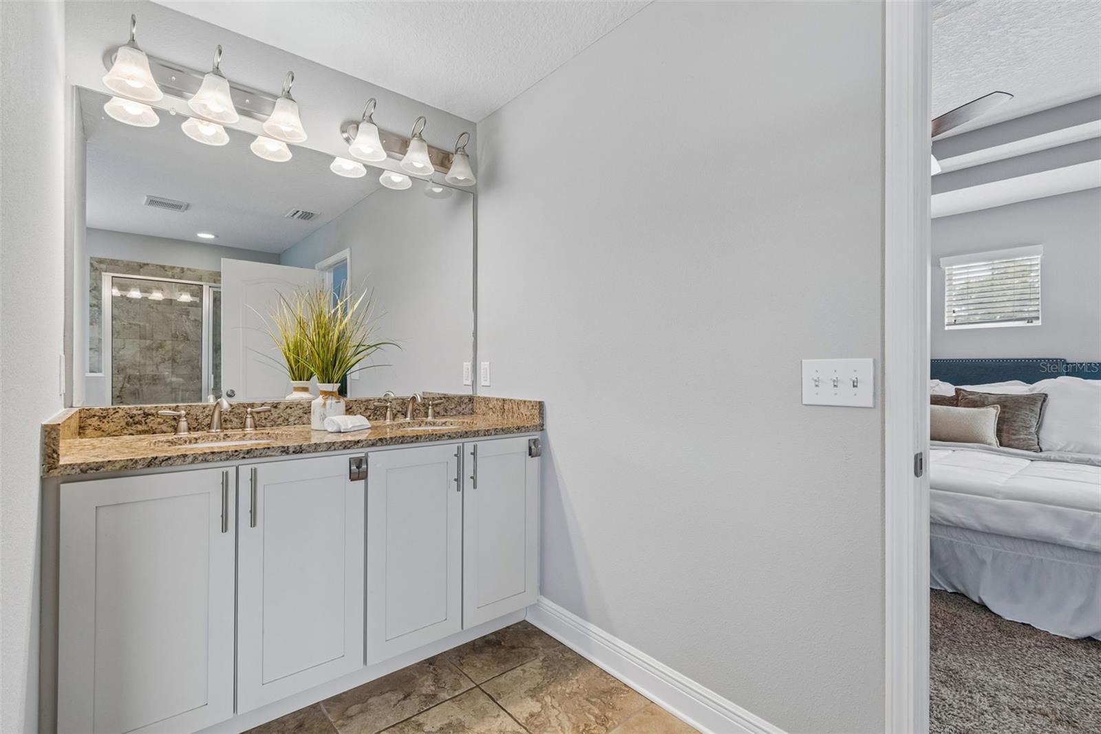 1216 E GIDDENS AVE, TAMPA, FL — photo 44