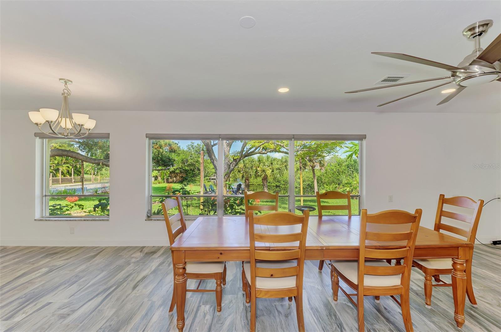 140 S OXFORD DR, ENGLEWOOD, FL — photo 28