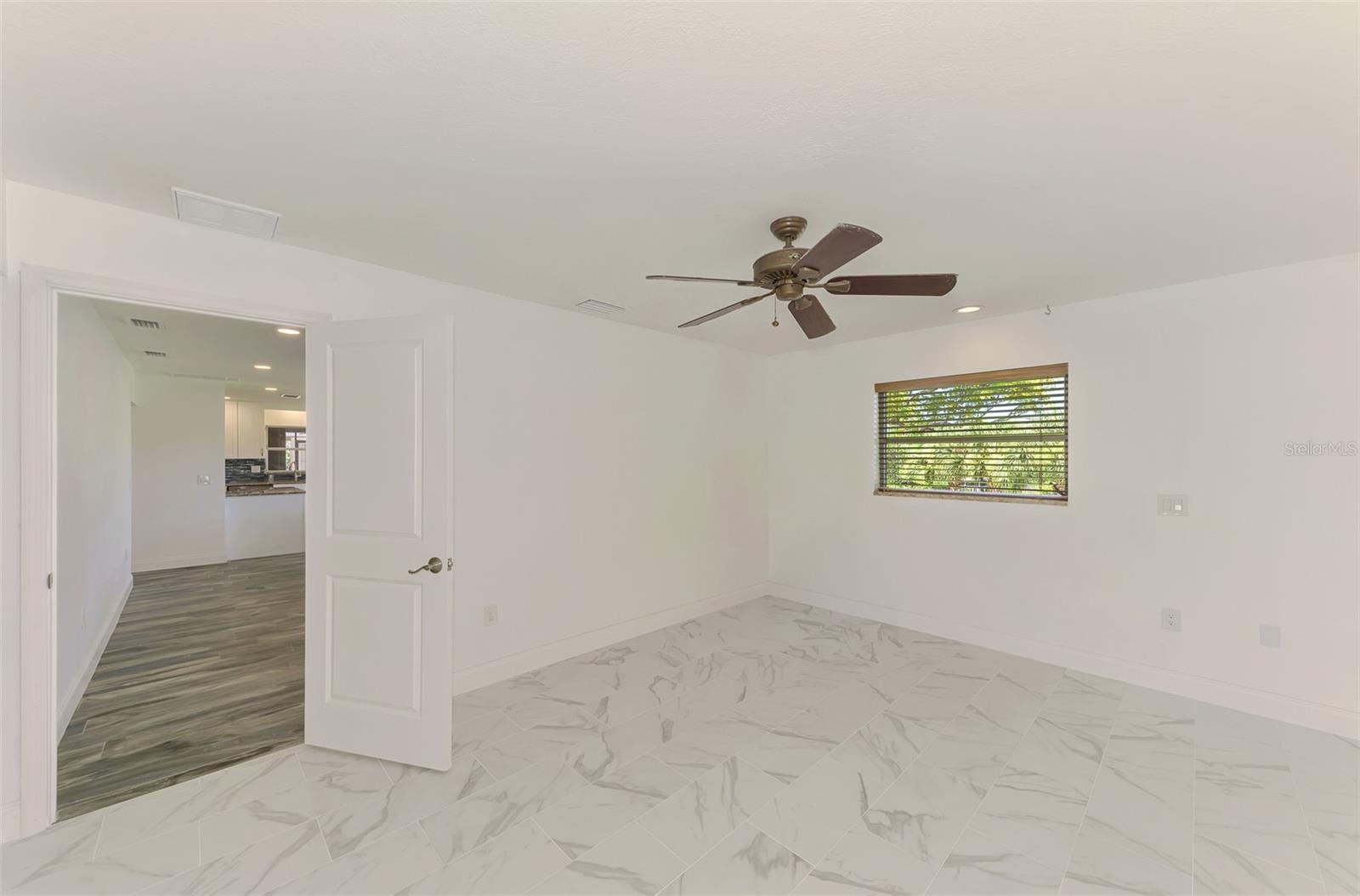 140 S OXFORD DR, ENGLEWOOD, FL — photo 31