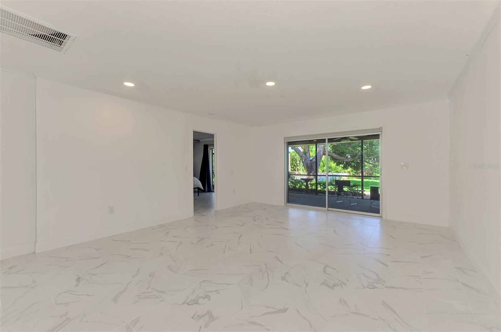 140 S OXFORD DR, ENGLEWOOD, FL — photo 36
