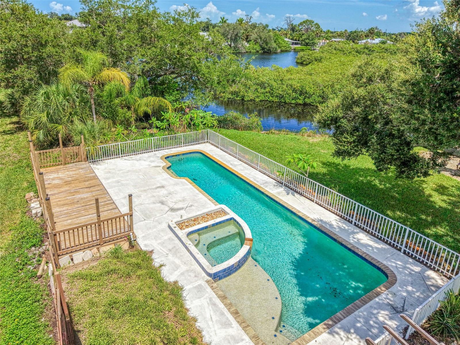 140 S OXFORD DR, ENGLEWOOD, FL — photo 46