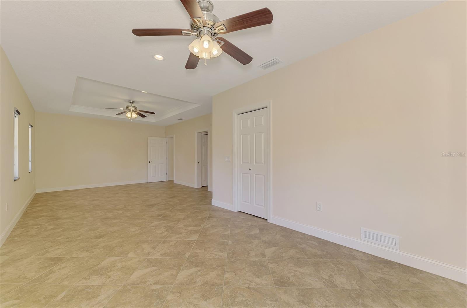 140 S OXFORD DR, ENGLEWOOD, FL — photo 95