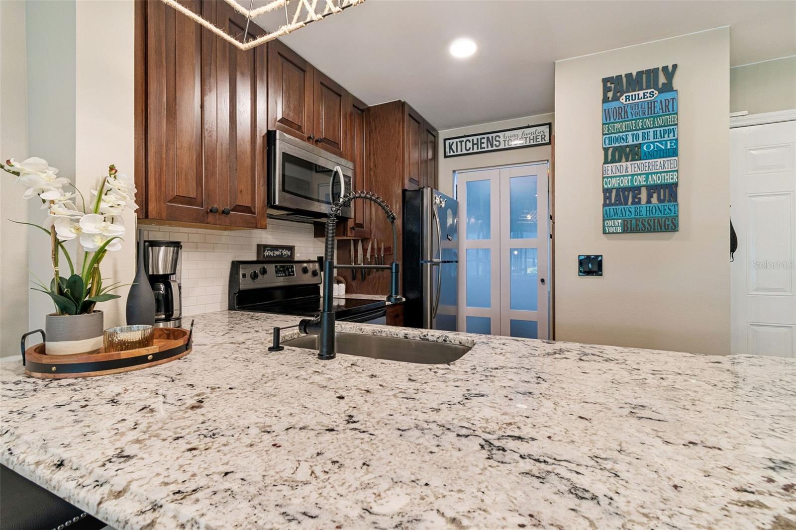 4115 CHATHAM OAK CT #201, TAMPA, FL — photo 15