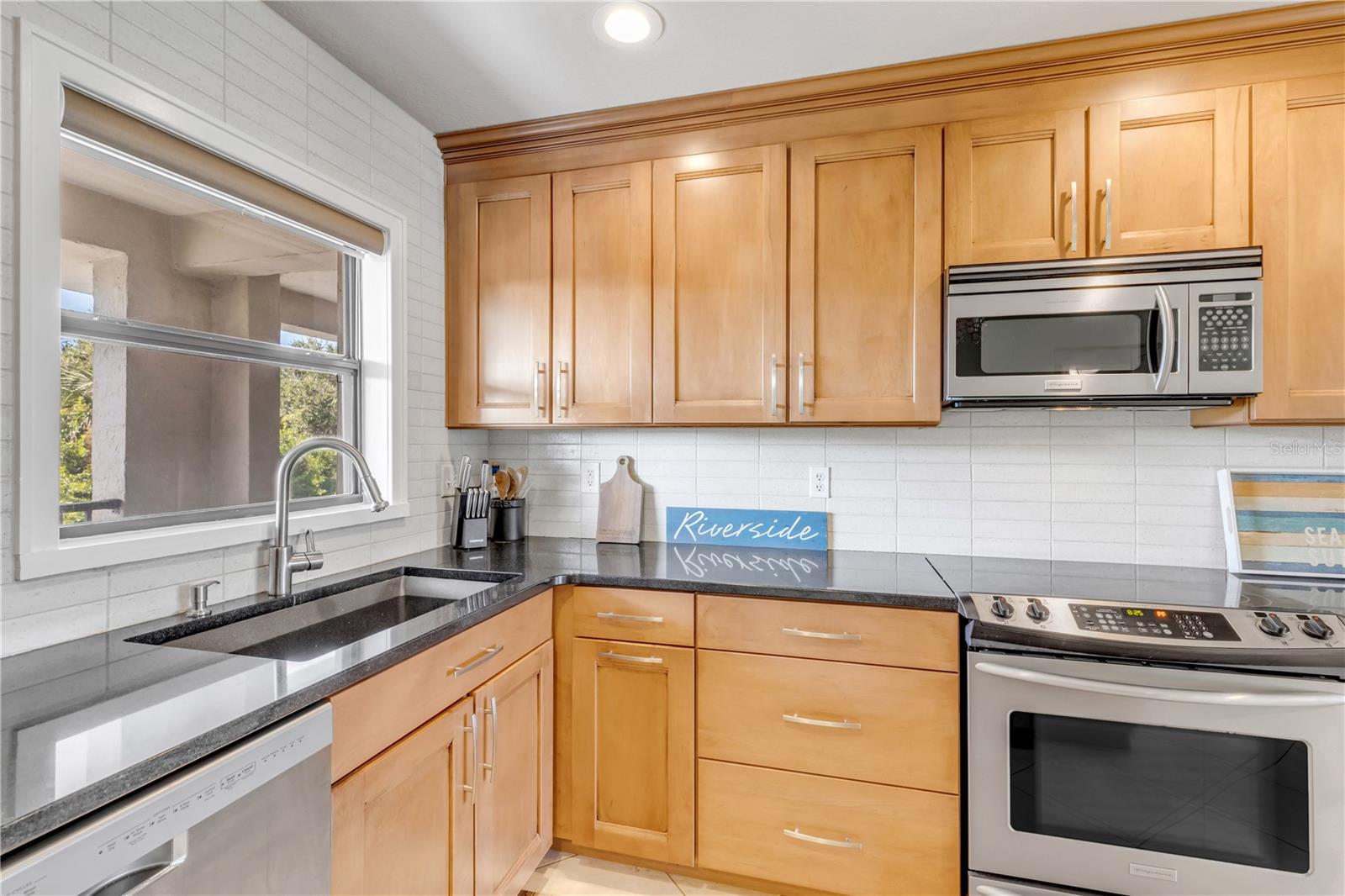 2100 N PENINSULA AVE #305, NEW SMYRNA BEACH, FL — photo 11
