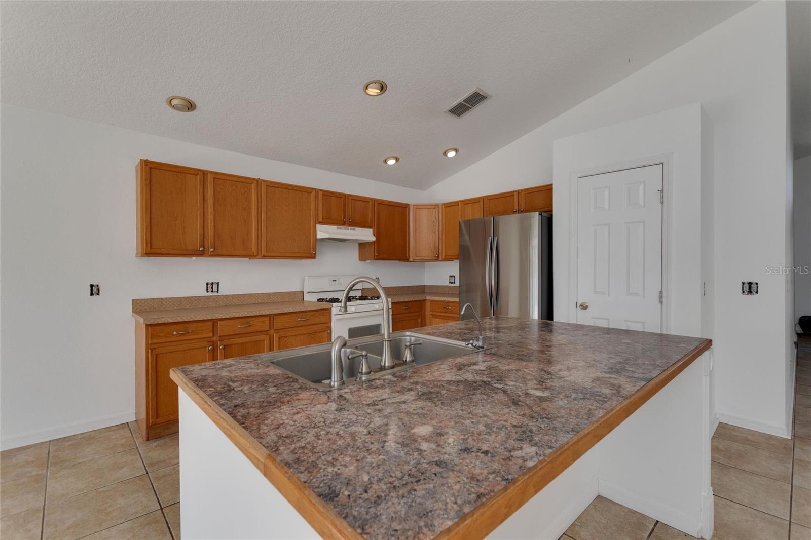 844 BERWICK DR, DAVENPORT, FL — photo 10