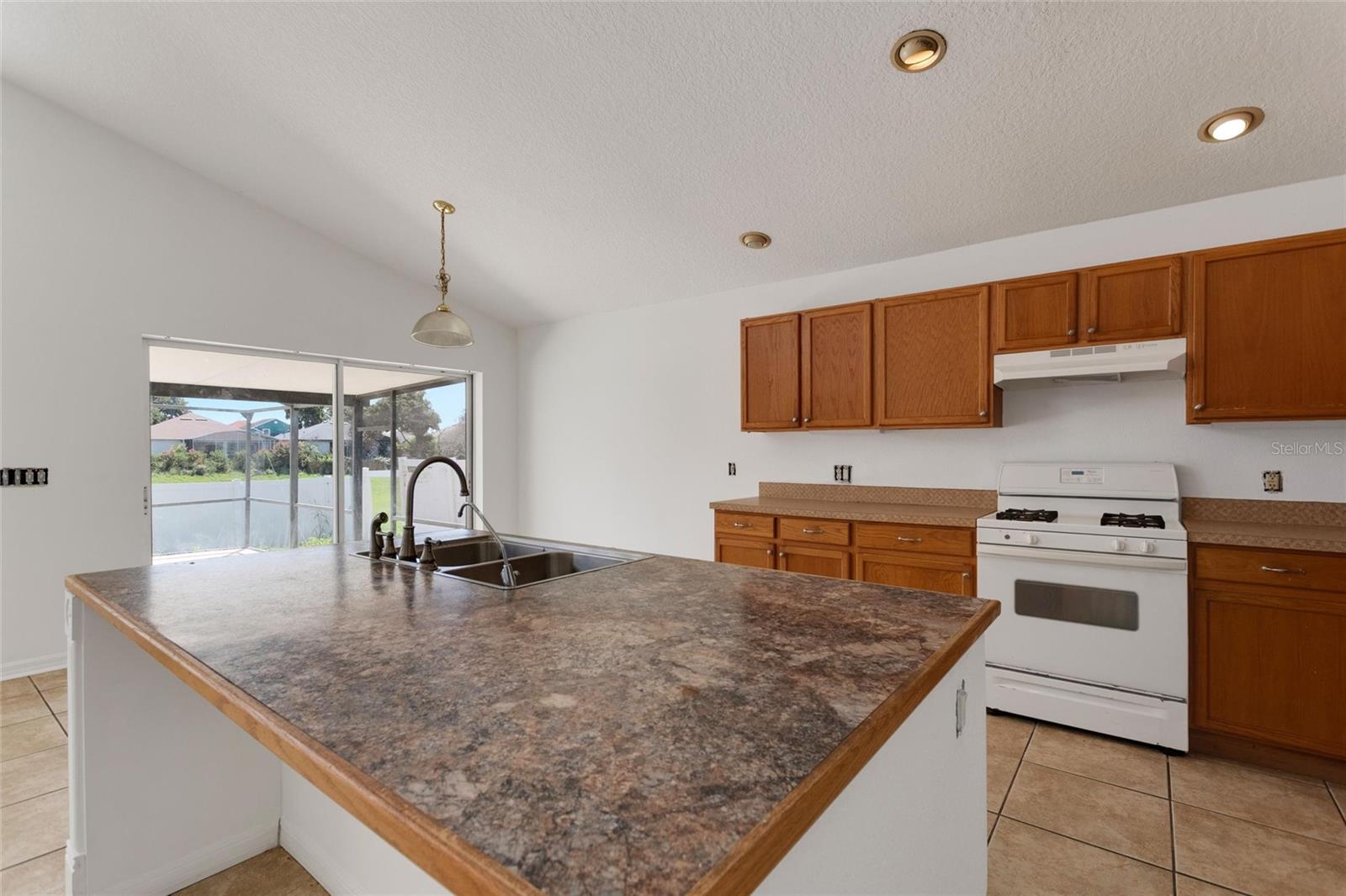 844 BERWICK DR, DAVENPORT, FL — photo 11