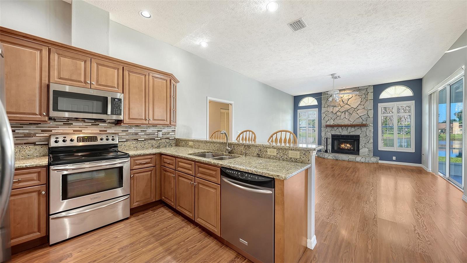 602 137TH ST E, BRADENTON, FL — photo 19