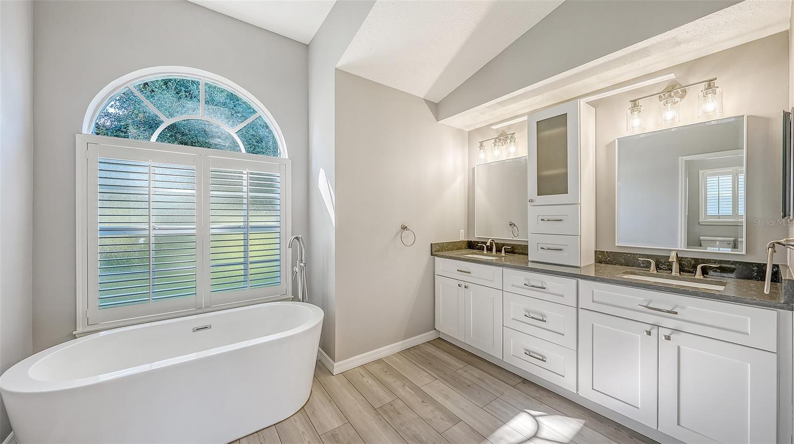 602 137TH ST E, BRADENTON, FL — photo 32