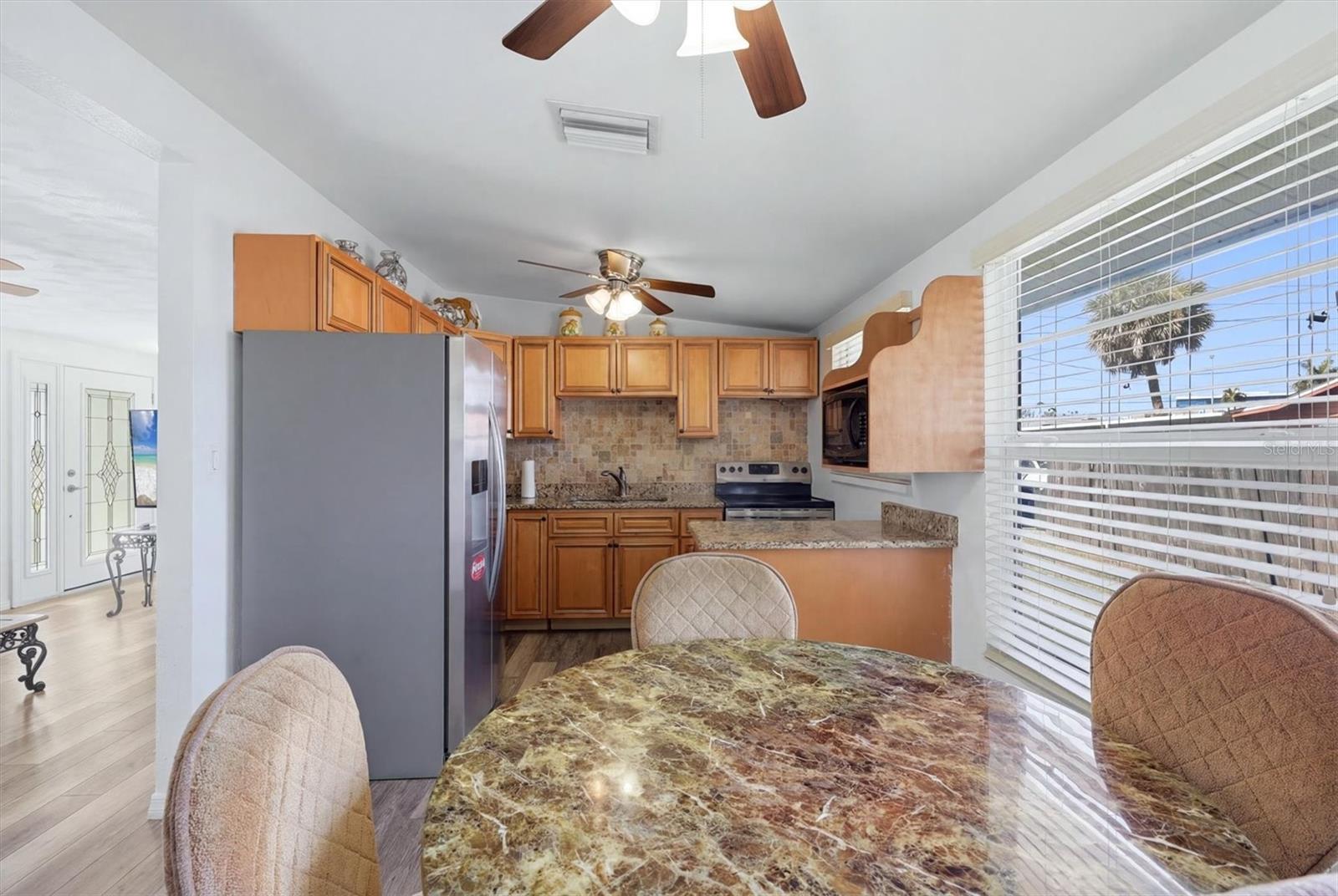 898 S BROADWAY, ENGLEWOOD, FL — photo 17